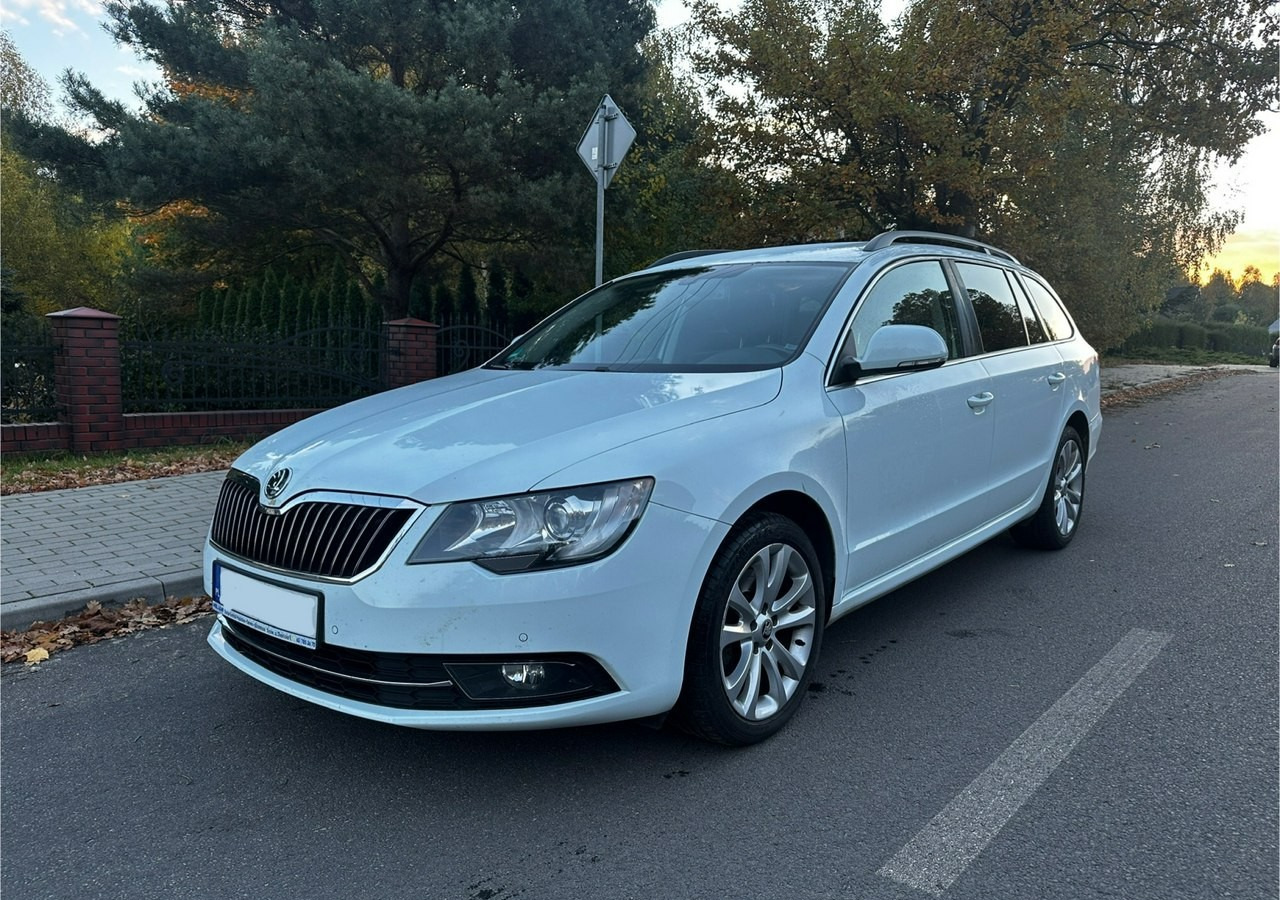 Skoda Superb II Skoda Superb 1.8TSI 160KM LPG PRINS 2035 KLIMA NAVI PDC XENON 2015 - سيارة ستيشن: صورة 1 Skoda Superb II Skoda Superb 1.8TSI 160KM LPG PRINS 2035 KLIMA NAVI PDC XENON 2015 - سيارة ستيشن: صورة 1