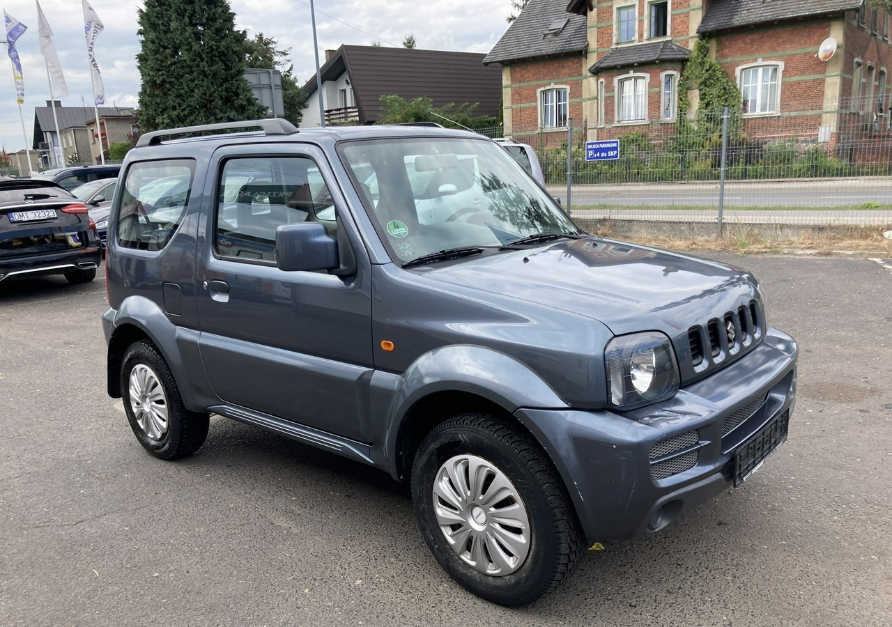 Suzuki Jimny Suzuki Jimny 1.3-16V 4X4 Klima 2006 - سيارة دفع رباعي: صورة 2 Suzuki Jimny Suzuki Jimny 1.3-16V 4X4 Klima 2006 - سيارة دفع رباعي: صورة 2