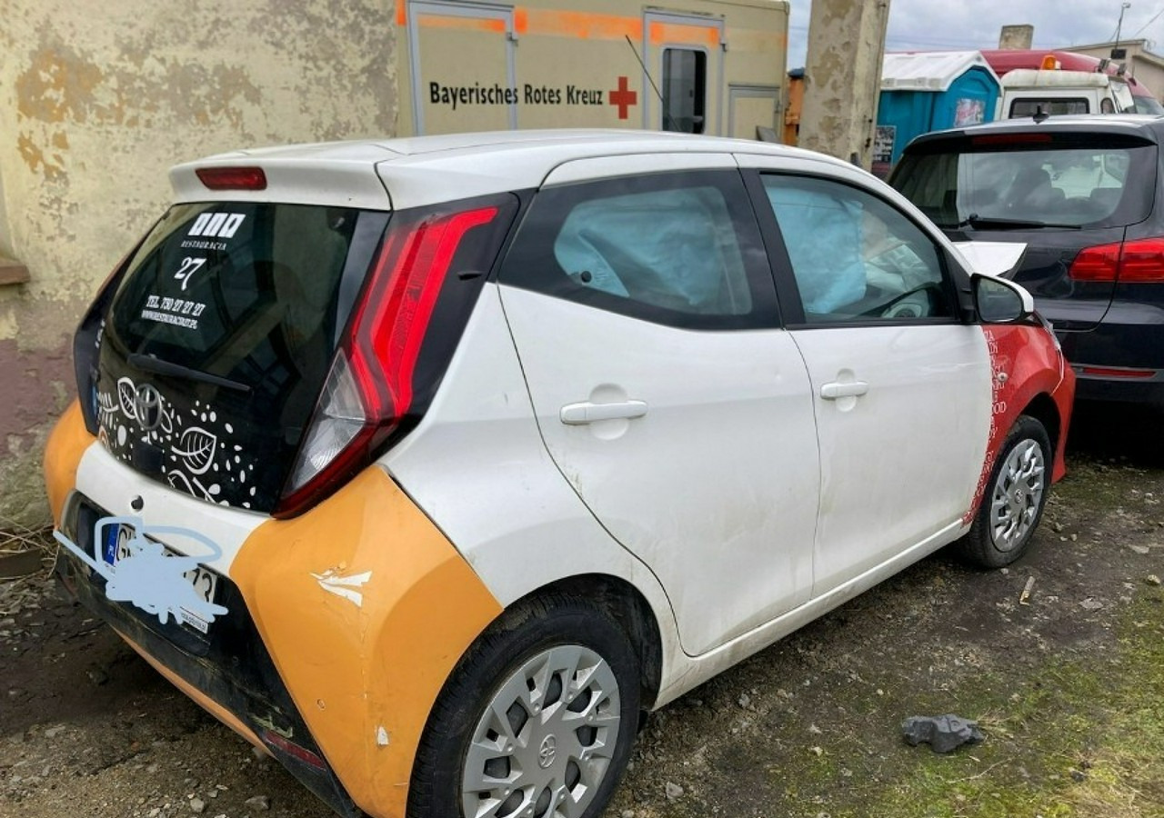 Toyota Aygo II Aygo 1.0-16V Klima Salon PL 2021 Bezyna + LPG - هاتشباك: صورة 2 Toyota Aygo II Aygo 1.0-16V Klima Salon PL 2021 Bezyna + LPG - هاتشباك: صورة 2