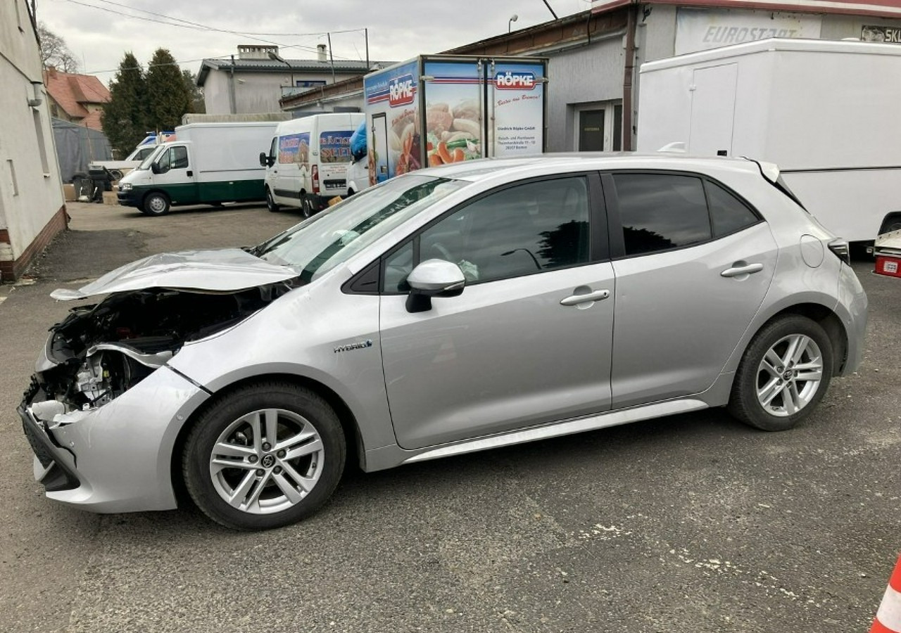 هاتشباك Toyota Corolla XII Corolla 1.8 Hybrid 102KM Comfort Salon PL 2020: صورة 13