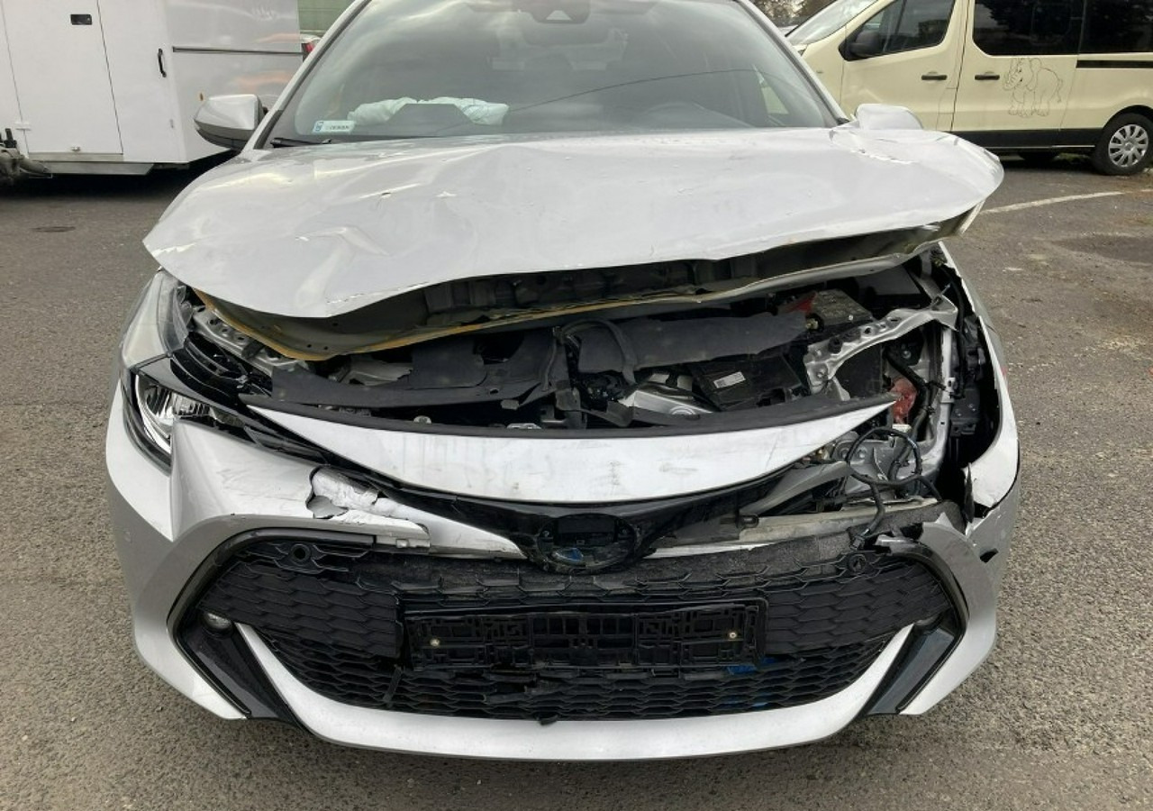 هاتشباك Toyota Corolla XII Corolla 1.8 Hybrid 102KM Comfort Salon PL 2020: صورة 16