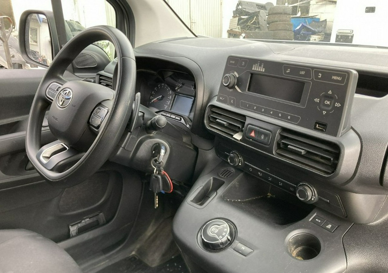 Toyota Inny Toyota - فان: صورة 3 Toyota Inny Toyota - فان: صورة 3