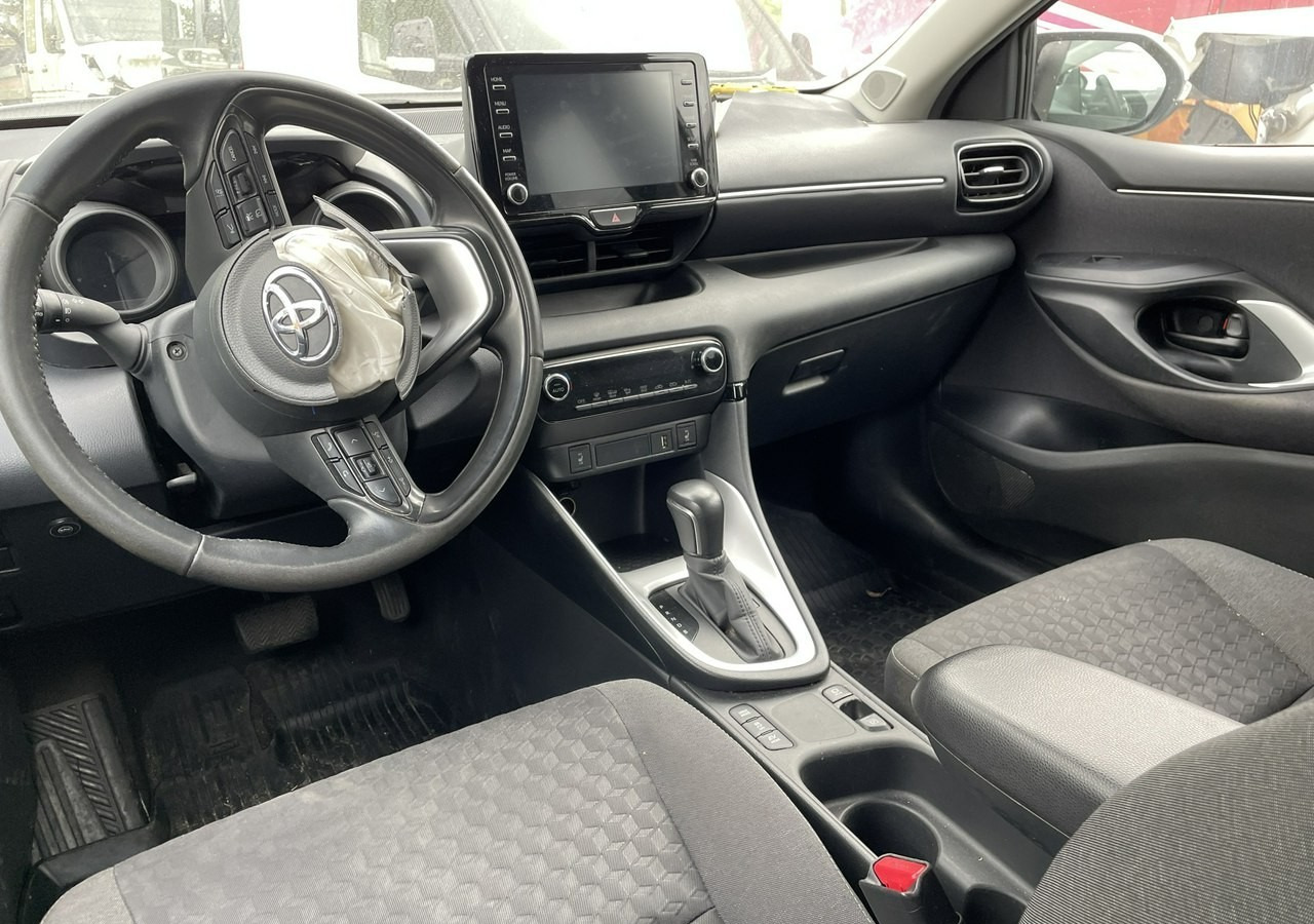 Toyota Yaris IV Toyota Yaris Hybrid 1.5 Active Salon PL 2023 FV 23% - هاتشباك: صورة 4 Toyota Yaris IV Toyota Yaris Hybrid 1.5 Active Salon PL 2023 FV 23% - هاتشباك: صورة 4