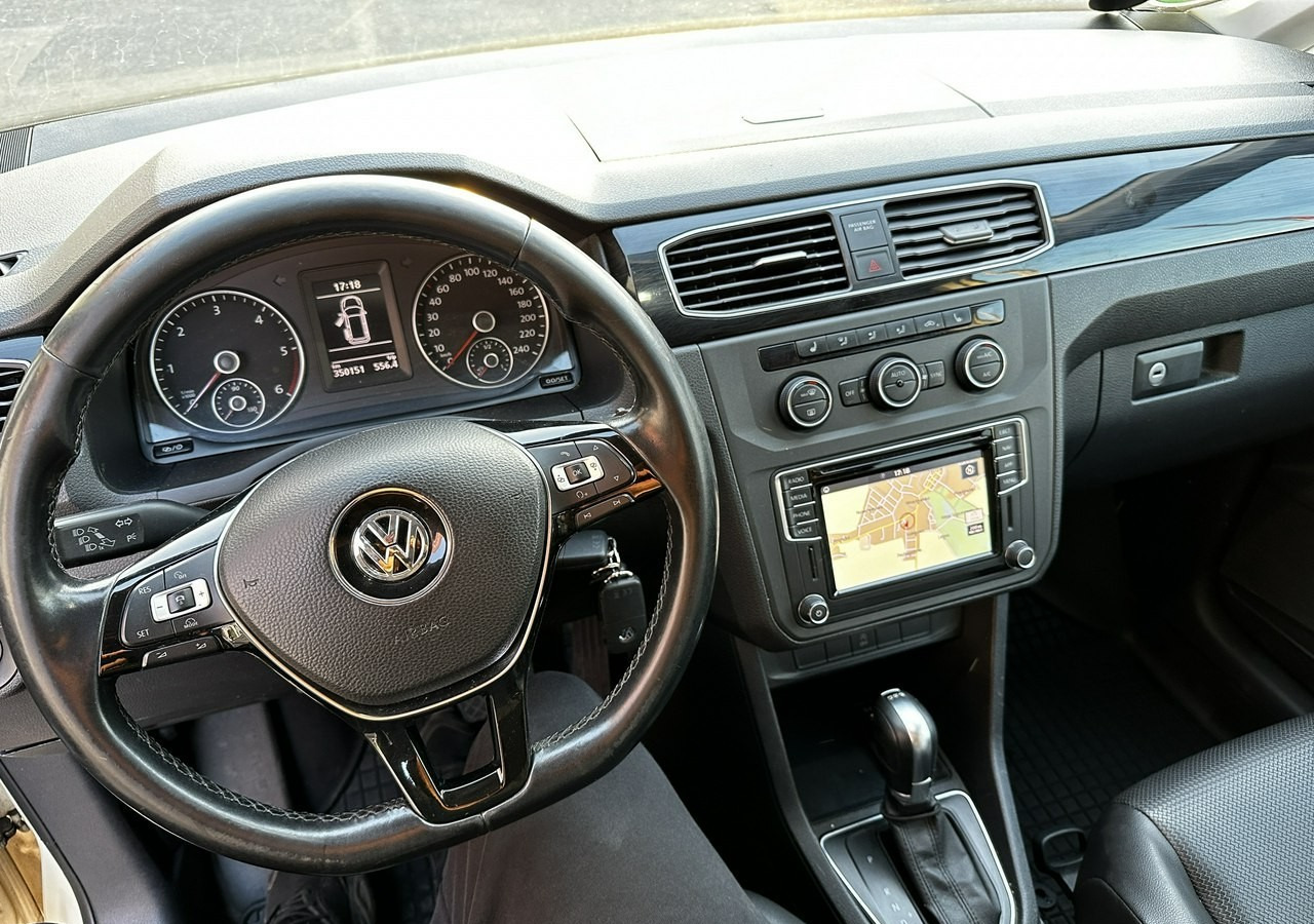 Volkswagen Caddy III Caddy 2.0 TDI do przewozu Niepełnosprawnych Inwalida Rampa 2020 Pefr - سيارة: صورة 4 Volkswagen Caddy III Caddy 2.0 TDI do przewozu Niepełnosprawnych Inwalida Rampa 2020 Pefr - سيارة: صورة 4