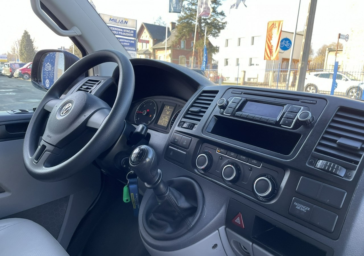 Volkswagen Inny Volkswagen Volkswagen Caravelle 2.0-140KM 2015 - سيارة: صورة 5 Volkswagen Inny Volkswagen Volkswagen Caravelle 2.0-140KM 2015 - سيارة: صورة 5