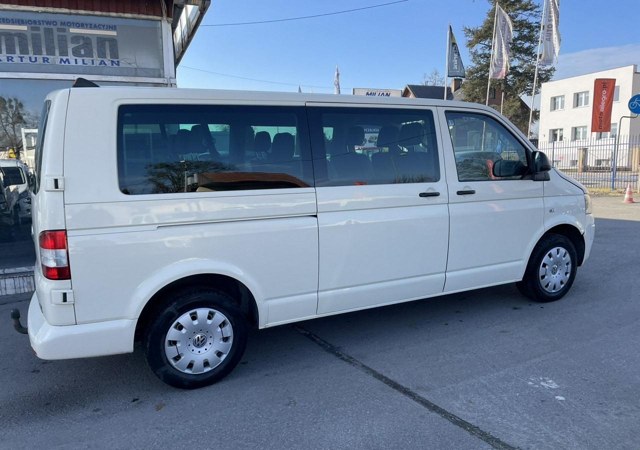 Volkswagen Inny Volkswagen Volkswagen Caravelle 2.0-140KM 2015 - سيارة: صورة 4 Volkswagen Inny Volkswagen Volkswagen Caravelle 2.0-140KM 2015 - سيارة: صورة 4