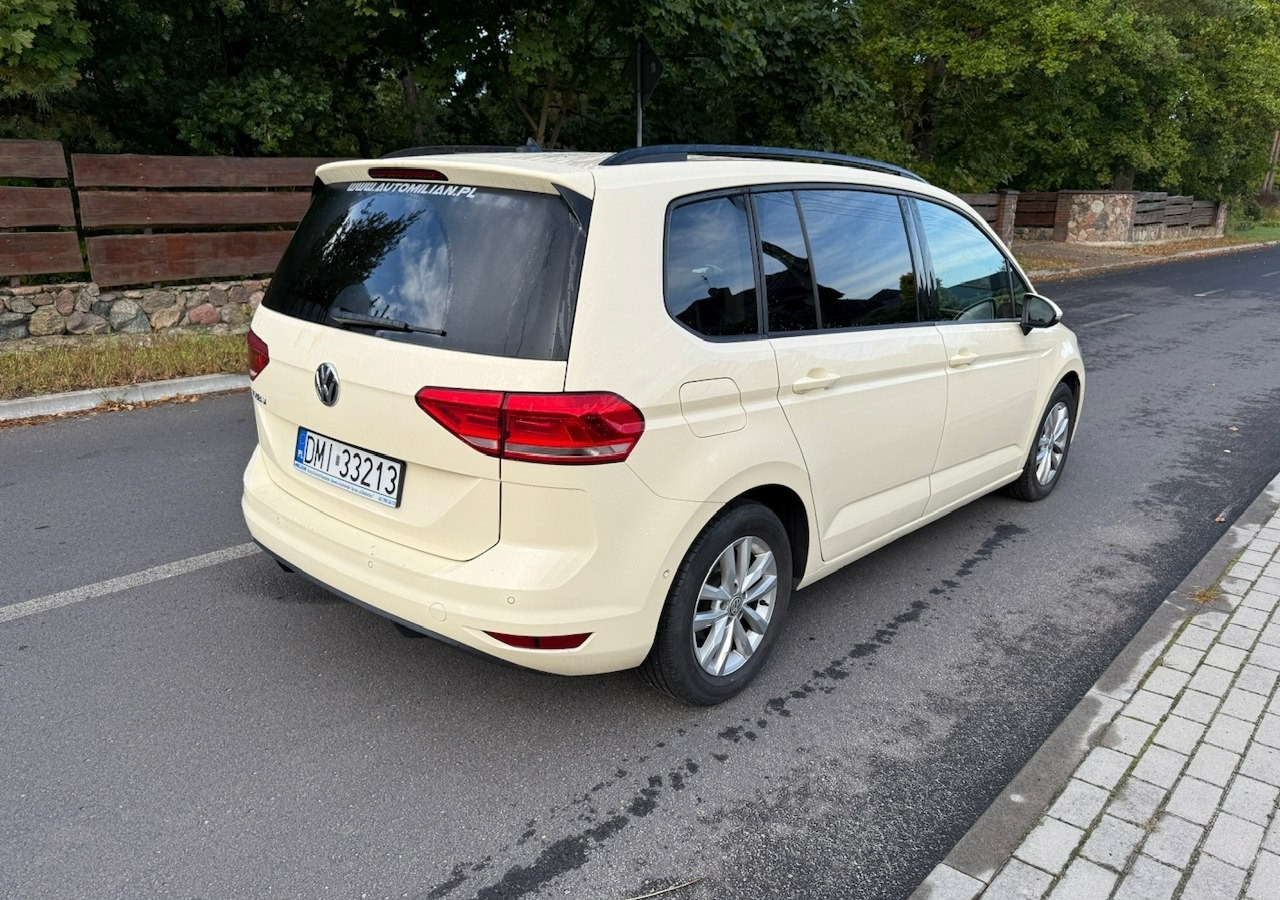 Volkswagen Touran III 2.0 TDI DSG 120 KM Automat 7osobowy Klima Skóra Full Serwis 2020 - سيارة ستيشن: صورة 3 Volkswagen Touran III 2.0 TDI DSG 120 KM Automat 7osobowy Klima Skóra Full Serwis 2020 - سيارة ستيشن: صورة 3