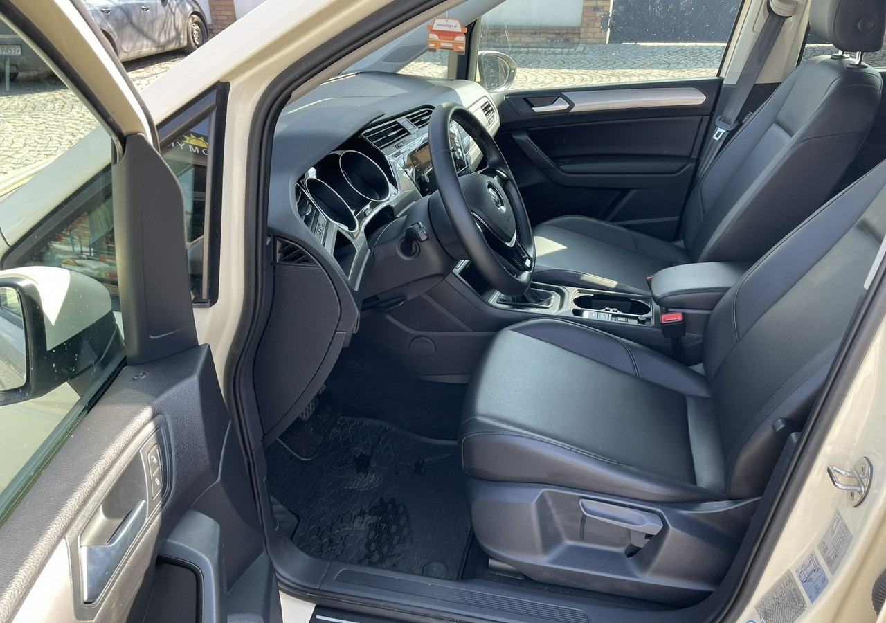 Volkswagen Touran III 2.0 TDI DSG Automat 7osobowy 2020 - سيارة: صورة 5 Volkswagen Touran III 2.0 TDI DSG Automat 7osobowy 2020 - سيارة: صورة 5