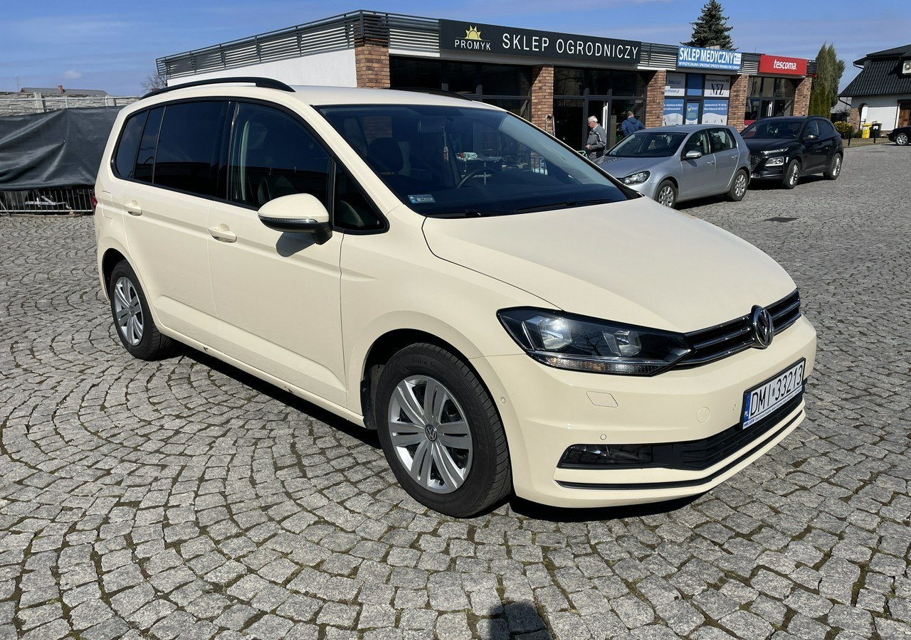 Volkswagen Touran III 2.0 TDI DSG Automat 7osobowy 2020 - سيارة: صورة 4 Volkswagen Touran III 2.0 TDI DSG Automat 7osobowy 2020 - سيارة: صورة 4