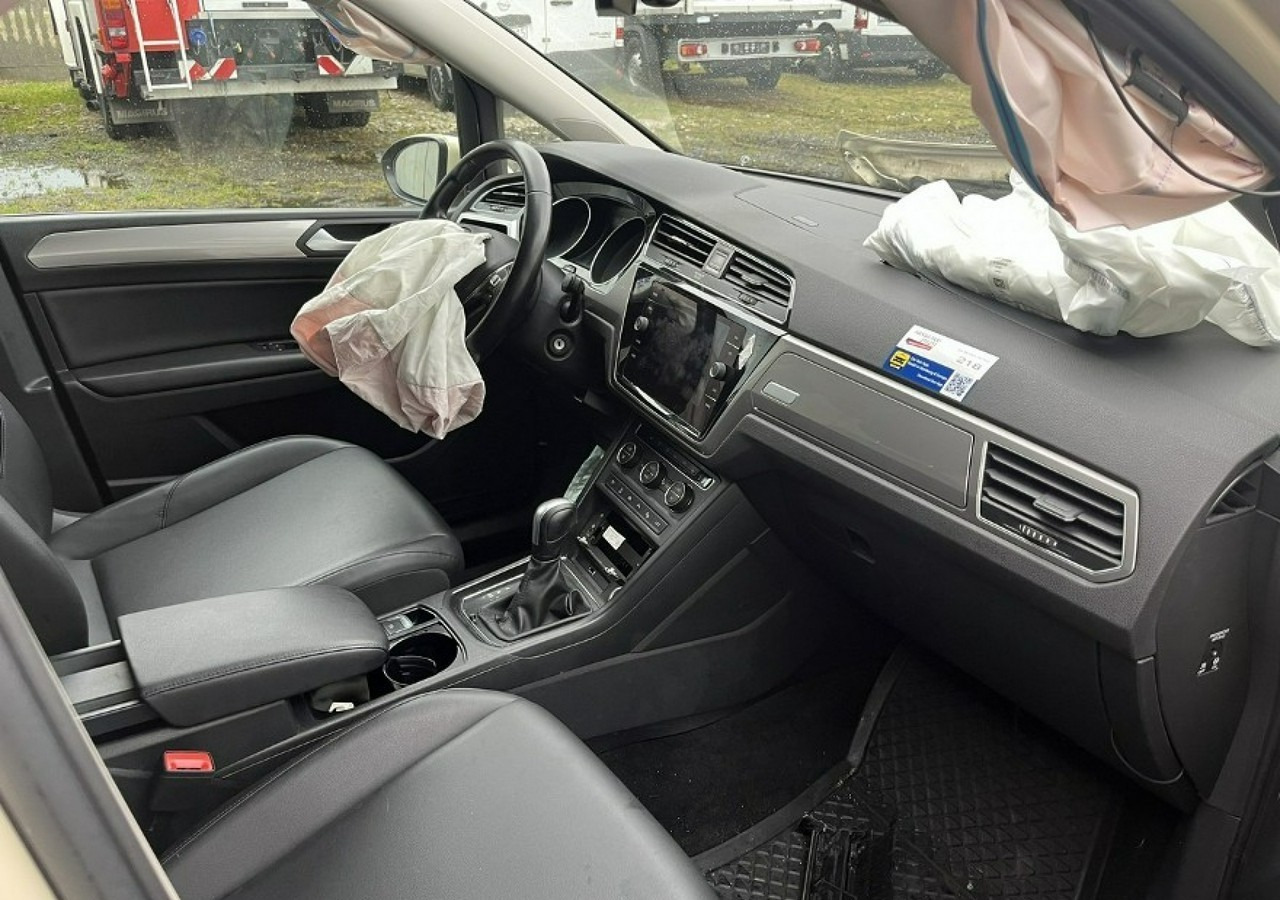 Volkswagen Touran III Touran - سيارة: صورة 5 Volkswagen Touran III Touran - سيارة: صورة 5