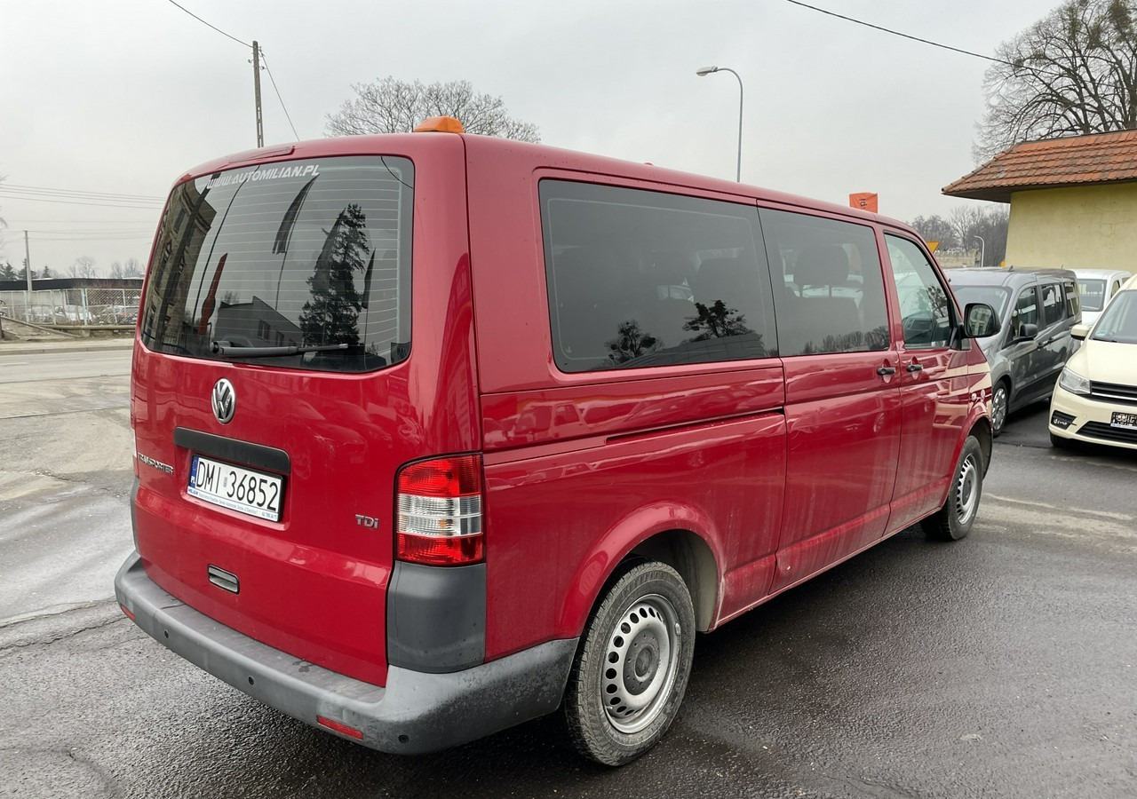 سيارة Volkswagen Transporter T5 Transporter T5 Lift 2.0 Tdi 9-osob Klima 2011: صورة 7