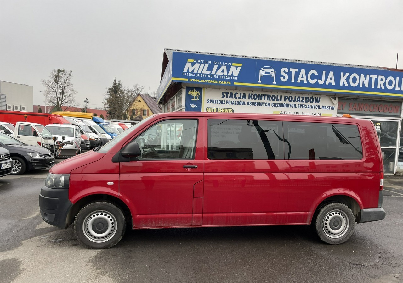 سيارة Volkswagen Transporter T5 Transporter T5 Lift 2.0 Tdi 9-osob Klima 2011: صورة 16