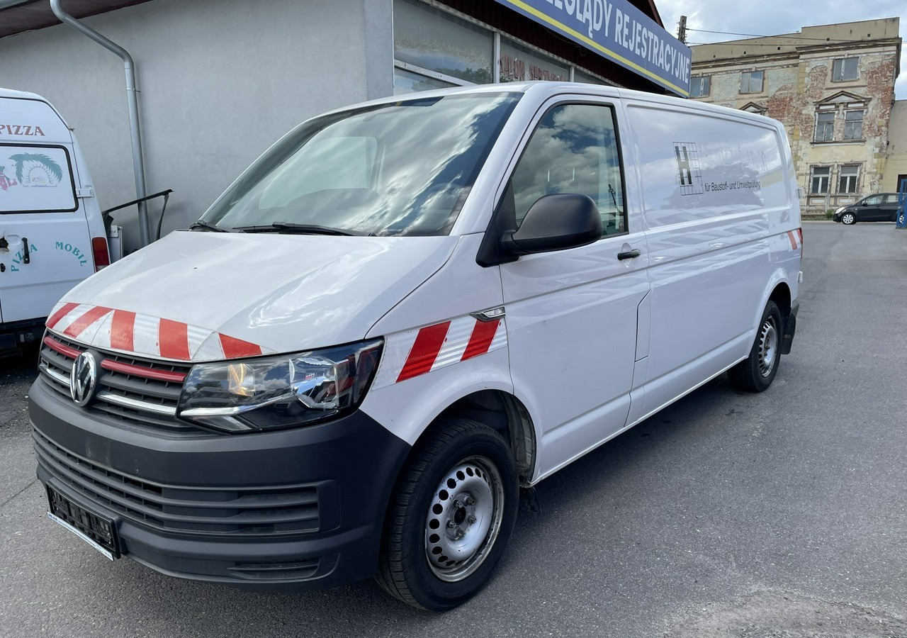 Volkswagen Transporter Volkswagen Transporter T6 Long 2.0-150KM 4X4 Klima Model 2018 - فان: صورة 2 Volkswagen Transporter Volkswagen Transporter T6 Long 2.0-150KM 4X4 Klima Model 2018 - فان: صورة 2