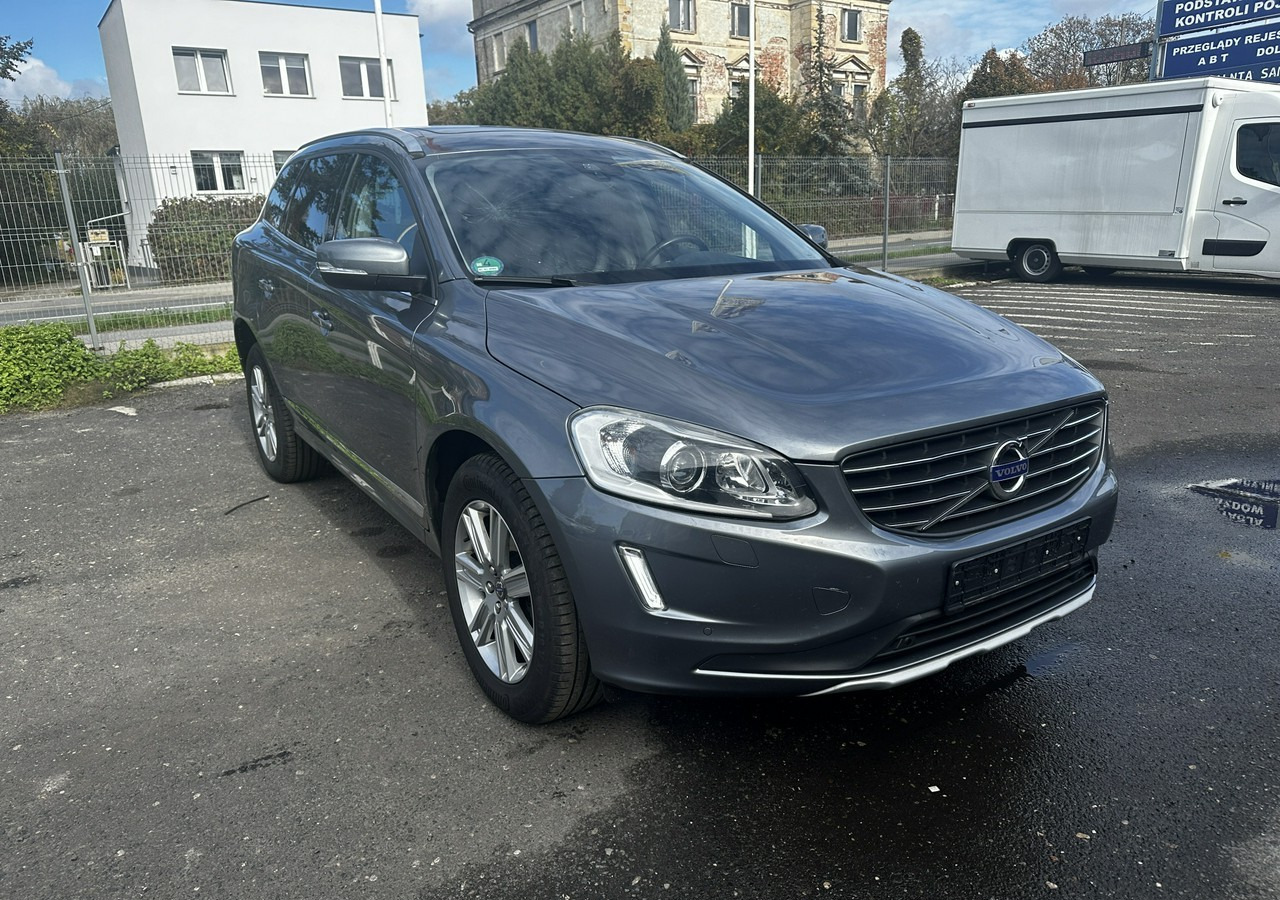 Volvo XC60 I Volvo XC 60 D4AWD Bogate wyposażenie 2017 - سيارة دفع رباعي: صورة 1 Volvo XC60 I Volvo XC 60 D4AWD Bogate wyposażenie 2017 - سيارة دفع رباعي: صورة 1