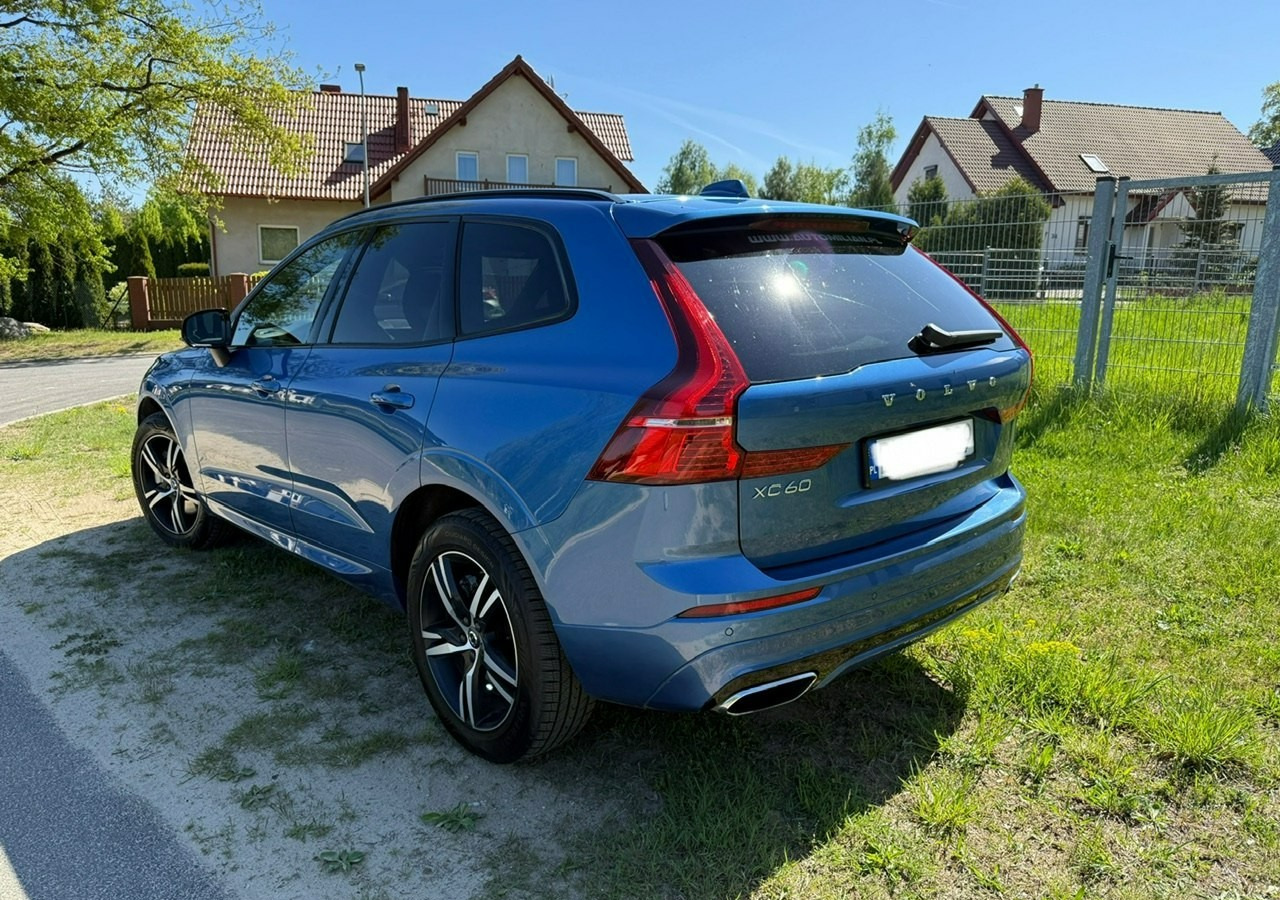 Volvo XC60 II XC60 R-design 2.0D5 235KM Automat Navi Kamery360 Panorama HAK Harman - سيارة دفع رباعي: صورة 4 Volvo XC60 II XC60 R-design 2.0D5 235KM Automat Navi Kamery360 Panorama HAK Harman - سيارة دفع رباعي: صورة 4