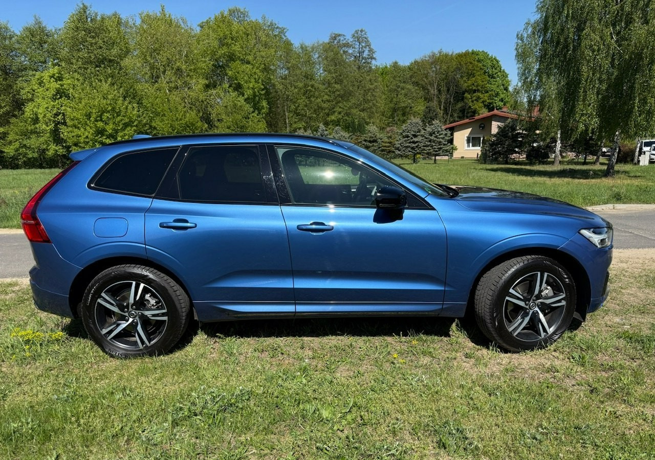 Volvo XC60 II XC60 R-design 2.0D5 235KM Automat Navi Kamery360 Panorama HAK Harman - سيارة دفع رباعي: صورة 2 Volvo XC60 II XC60 R-design 2.0D5 235KM Automat Navi Kamery360 Panorama HAK Harman - سيارة دفع رباعي: صورة 2