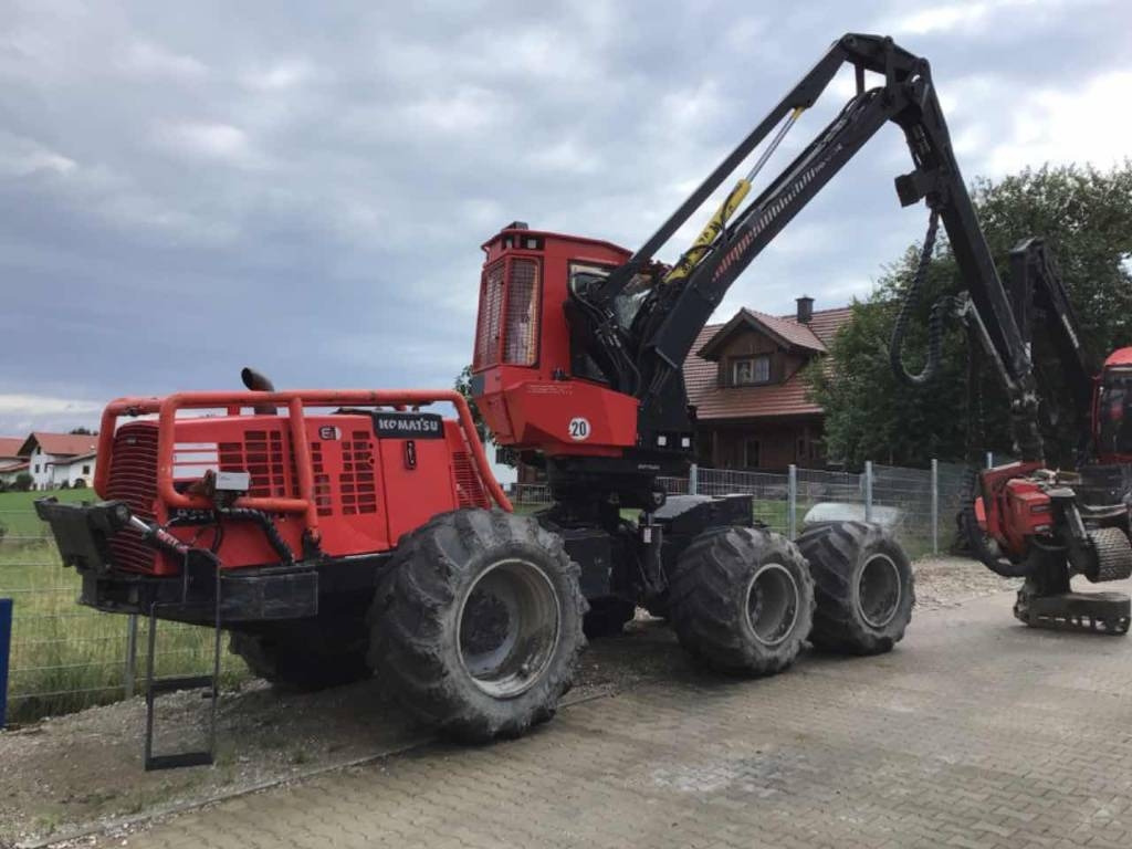 Komatsu 931.1 - حصادة الأخشاب: صورة 4 Komatsu 931.1 - حصادة الأخشاب: صورة 4