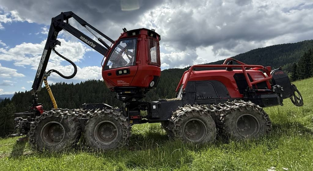 Komatsu 931XC - حصادة الأخشاب: صورة 1 Komatsu 931XC - حصادة الأخشاب: صورة 1