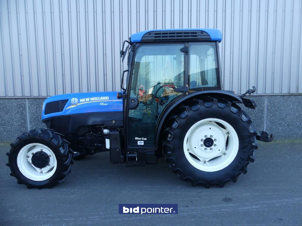 2012 New Holland T4.95F - جرار: صورة 2 2012 New Holland T4.95F - جرار: صورة 2