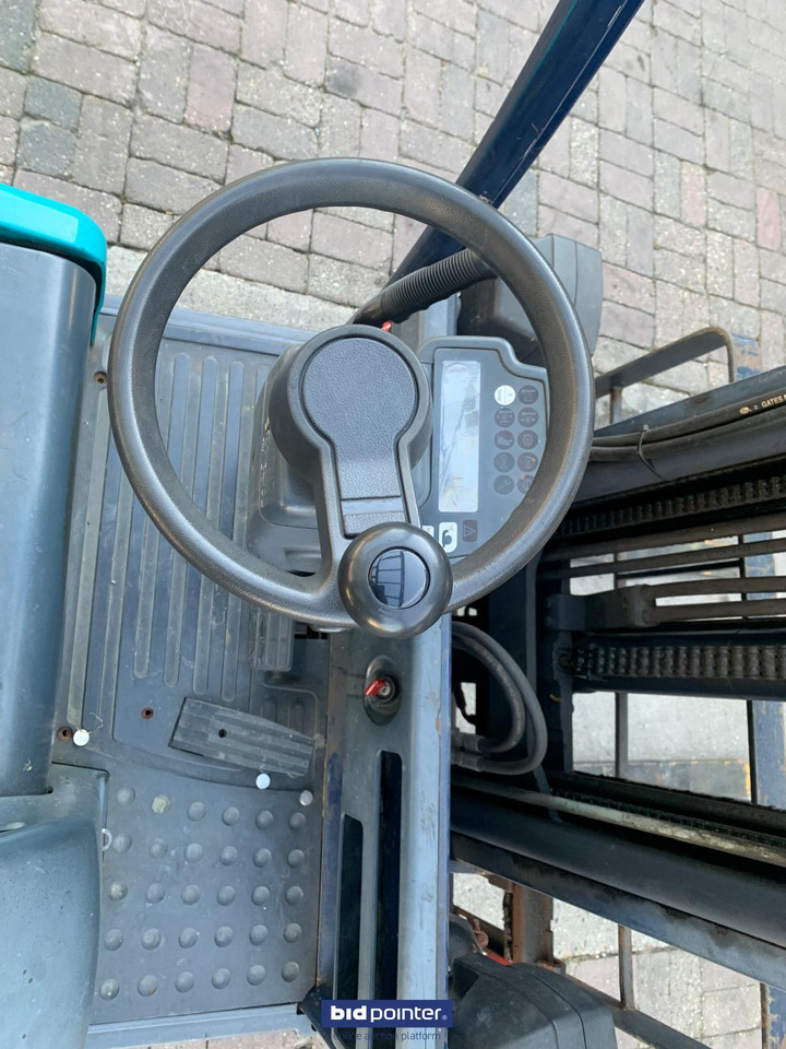 Heftruck elektrisch - 3 wiel - 1600kg! Freelift! Komatsu FB16 - 5.5 mtr. Sideshift! - رافعة شوكية كهربائية: صورة 3 Heftruck elektrisch - 3 wiel - 1600kg! Freelift! Komatsu FB16 - 5.5 mtr. Sideshift! - رافعة شوكية كهربائية: صورة 3