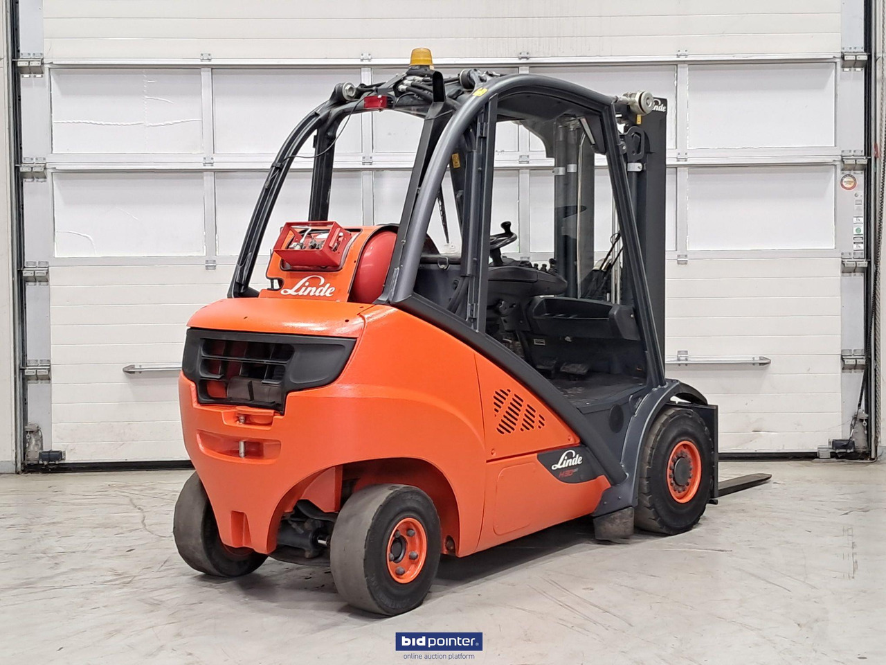 Linde H30T-02 LPG vorkheftruck - رافعة شوكية تعمل بالغاز: صورة 4 Linde H30T-02 LPG vorkheftruck - رافعة شوكية تعمل بالغاز: صورة 4