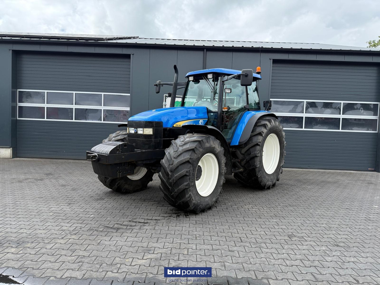 New Holland TM 140 - جرار: صورة 5 New Holland TM 140 - جرار: صورة 5