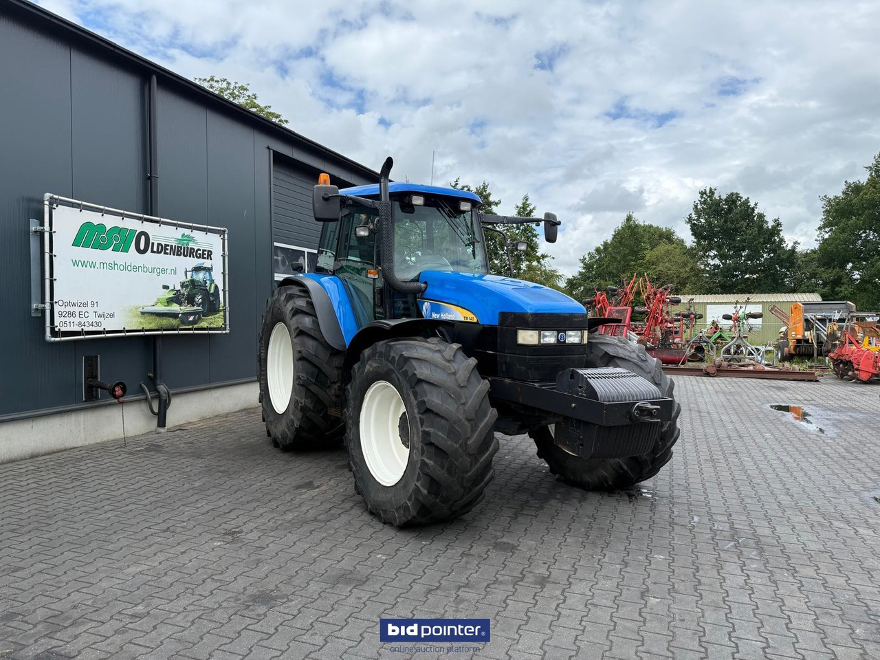New Holland TM 140 - جرار: صورة 3 New Holland TM 140 - جرار: صورة 3