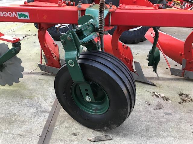 Vogel & Noot 6 schaar wentelploeg - محراث: صورة 5 Vogel & Noot 6 schaar wentelploeg - محراث: صورة 5