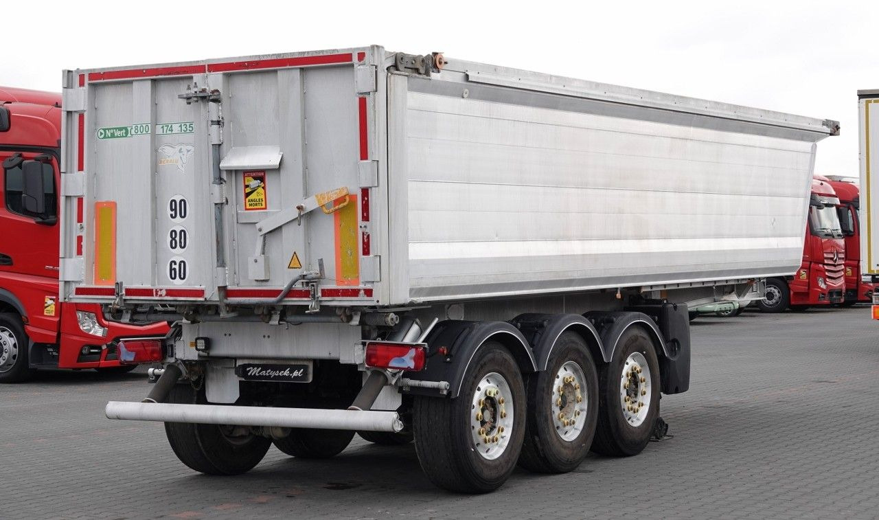Benalu WYWROTKA / 25 m3 / ALUMINIOWA / OŚ PODNOSZONA / - قلابة نصف مقطورة نصف مقطورة قلابة: صورة 3 Benalu WYWROTKA / 25 m3 / ALUMINIOWA / OŚ PODNOSZONA / - قلابة نصف مقطورة نصف مقطورة قلابة: صورة 3