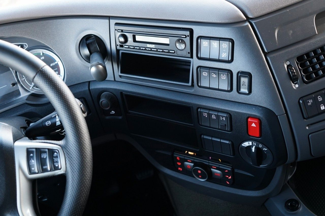 شاحنات الحاويات / جسم علوي قابل للتغيير شاحنة DAF XF 480 / BDF / 6X2 / ZESTAW TANDEM / SSC / I-PAR: صورة 28 شاحنات الحاويات / جسم علوي قابل للتغيير شاحنة DAF XF 480 / BDF / 6X2 / ZESTAW TANDEM / SSC / I-PAR: صورة 28