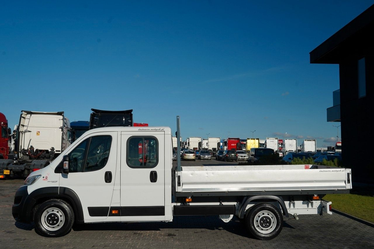 Fiat DUCATO MAXI / 2.3 D / BRYGADÓWKA / SKRZYNIOWY 3 - شاحنة مغلقة الصندوق: صورة 4 Fiat DUCATO MAXI / 2.3 D / BRYGADÓWKA / SKRZYNIOWY 3 - شاحنة مغلقة الصندوق: صورة 4