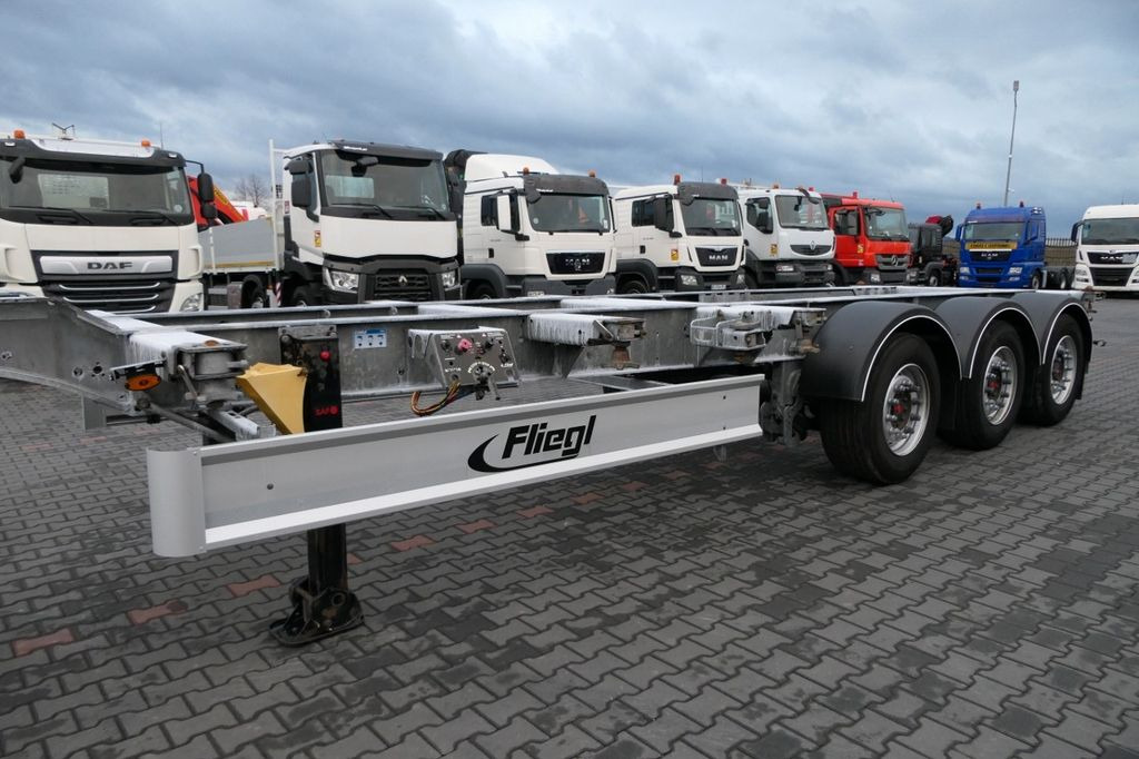 Fliegl NACZEPA PODKONTENEROWA / 2022 ROK / WAGA: 4700 K - نصف مقطورة لنقل الحاويات: صورة 3 Fliegl NACZEPA PODKONTENEROWA / 2022 ROK / WAGA: 4700 K - نصف مقطورة لنقل الحاويات: صورة 3