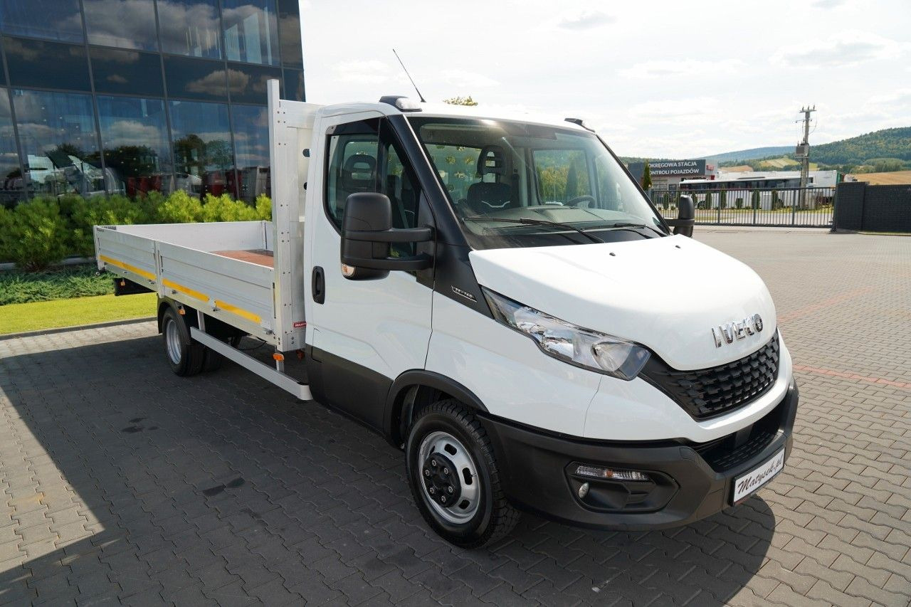 Iveco 35-140 / SKRZYNIOWY 5m / MANUAL / BLIŹNIAK / 202 - شاحنة مغلقة الصندوق: صورة 2 Iveco 35-140 / SKRZYNIOWY 5m / MANUAL / BLIŹNIAK / 202 - شاحنة مغلقة الصندوق: صورة 2