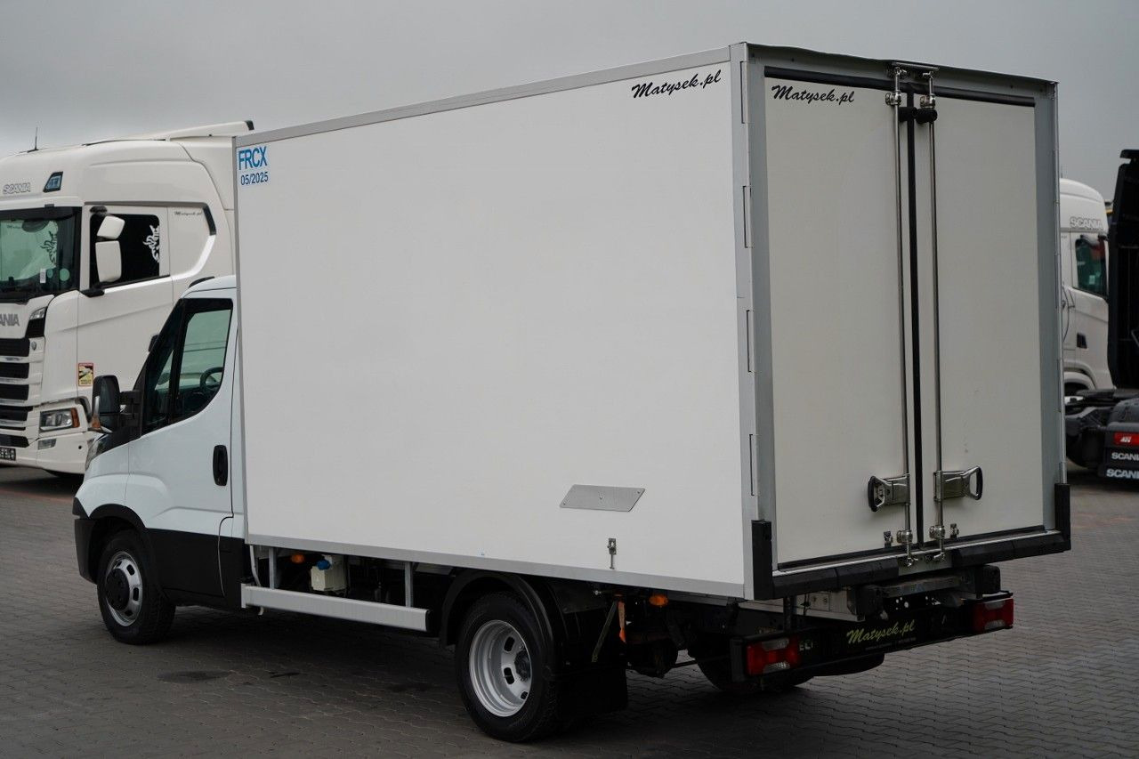 Iveco DAILY 35.120 / CHŁODNIA LAMBERET / AGREGAT CARRI - شاحنة مُبرّدة للتوصيل: صورة 5 Iveco DAILY 35.120 / CHŁODNIA LAMBERET / AGREGAT CARRI - شاحنة مُبرّدة للتوصيل: صورة 5