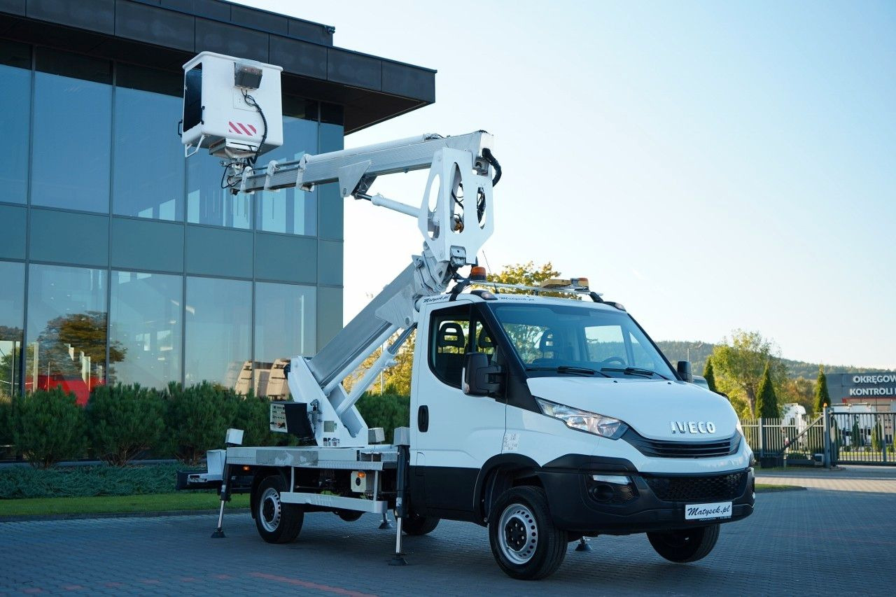 Iveco DAILY 35-120 / ZWYŻKA / PODNOŚNIK KOSZOWY 20 ME - منصة تلسكوبية محمولة على شاحنة: صورة 3 Iveco DAILY 35-120 / ZWYŻKA / PODNOŚNIK KOSZOWY 20 ME - منصة تلسكوبية محمولة على شاحنة: صورة 3