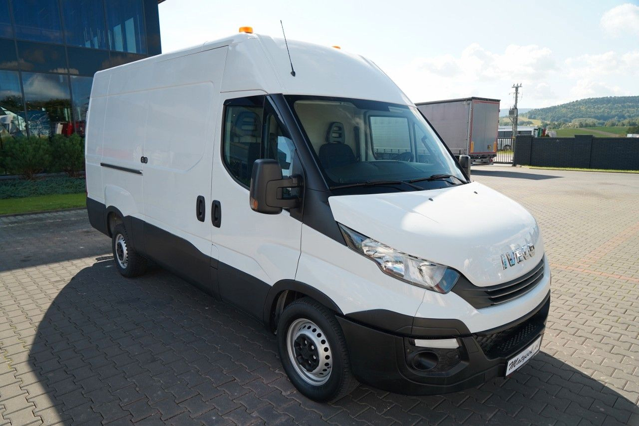 Iveco DAILY 35-140 / BLASZAK / ZABUDOWA WARSZTATOWA / - فان: صورة 5 Iveco DAILY 35-140 / BLASZAK / ZABUDOWA WARSZTATOWA / - فان: صورة 5