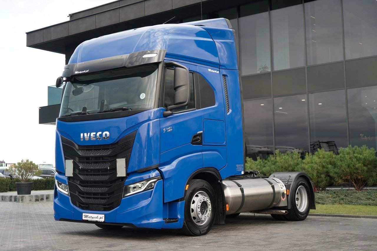 Iveco S-WAY / 460 / RETARDER / LNG / - وحدة جر: صورة 1 Iveco S-WAY / 460 / RETARDER / LNG / - وحدة جر: صورة 1
