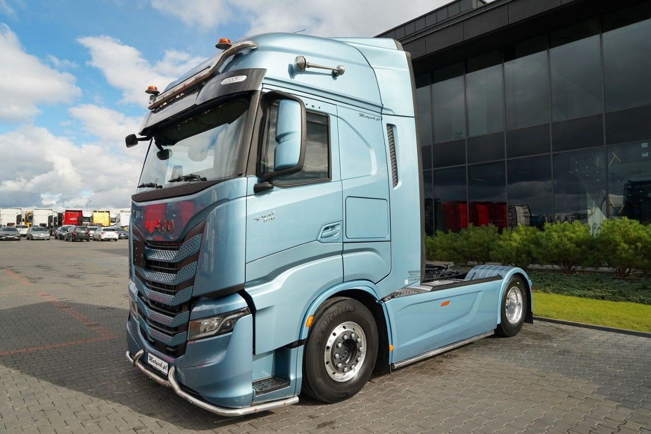 Iveco S-WAY / 570 / PEŁNYA ADR / RETARDER / I-PARK CO - وحدة جر: صورة 2 Iveco S-WAY / 570 / PEŁNYA ADR / RETARDER / I-PARK CO - وحدة جر: صورة 2