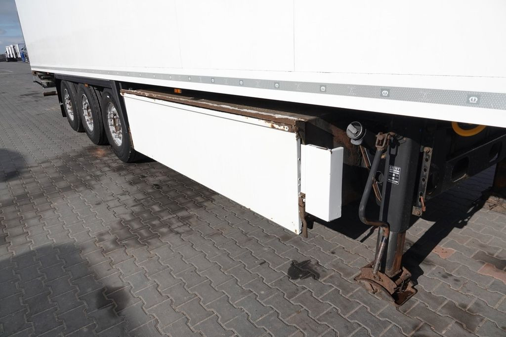 Krone CHŁODNIA / THERMO KING SLX 300 / DOPPELSTOCK - نصف مقطورة مُبرِّدة: صورة 5 Krone CHŁODNIA / THERMO KING SLX 300 / DOPPELSTOCK - نصف مقطورة مُبرِّدة: صورة 5