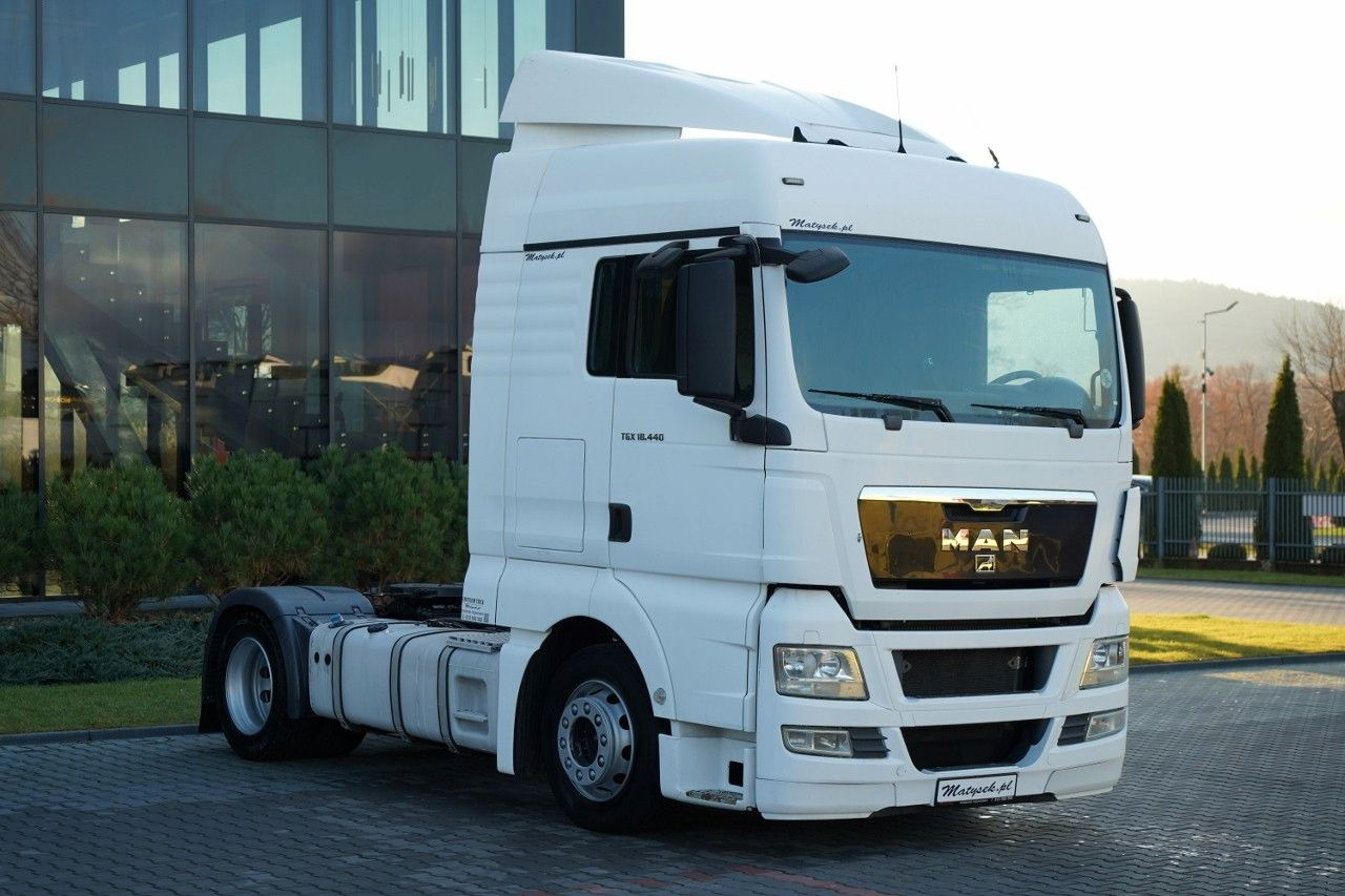 MAN TGX 18.440 / XLX / MEGA / MANUAL / LOW DECK - وحدة جر: صورة 2 MAN TGX 18.440 / XLX / MEGA / MANUAL / LOW DECK - وحدة جر: صورة 2