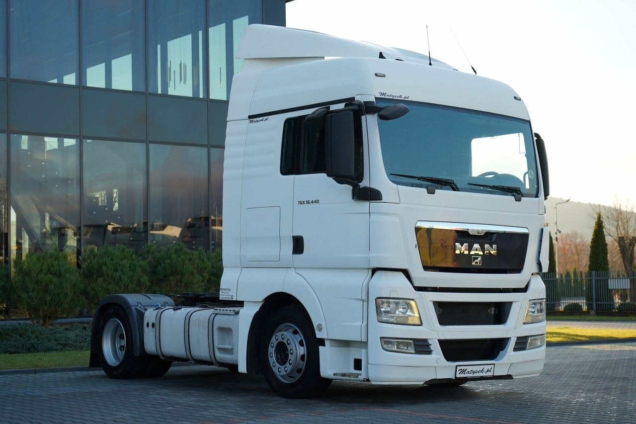 MAN TGX 18.440 / XLX / MEGA / MANUAL / LOW DECK - وحدة جر: صورة 1 MAN TGX 18.440 / XLX / MEGA / MANUAL / LOW DECK - وحدة جر: صورة 1