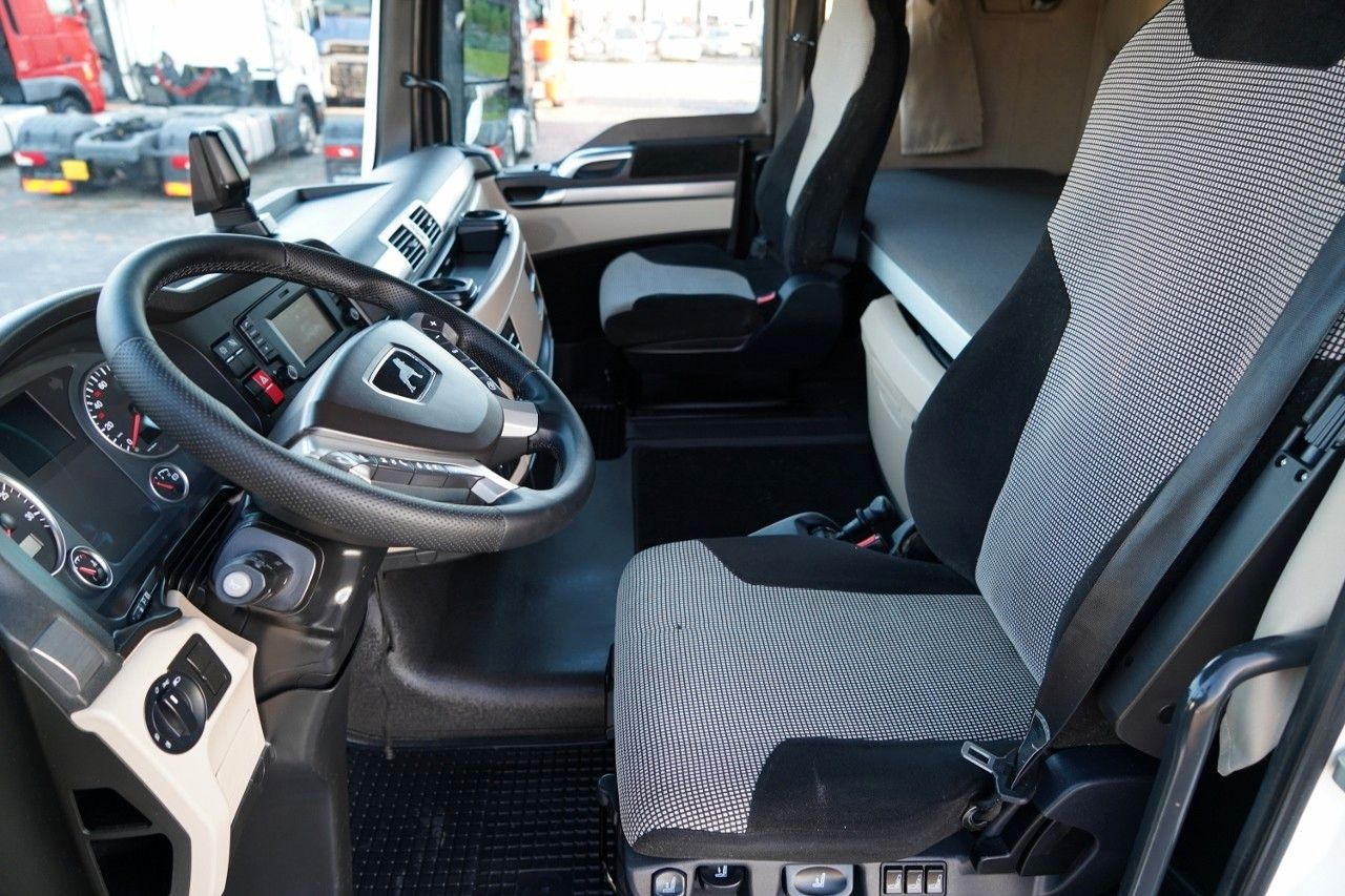 وحدة جر MAN TGX 18. 460 / MEGA / LOWDECK / REGULOWANE SIODŁO: صورة 25 وحدة جر MAN TGX 18. 460 / MEGA / LOWDECK / REGULOWANE SIODŁO: صورة 25