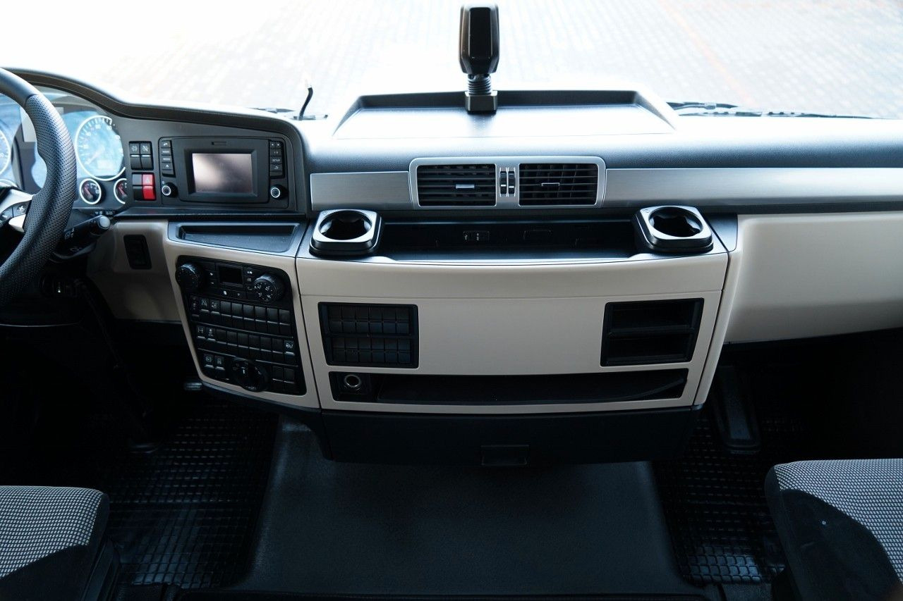 وحدة جر MAN TGX 18. 460 / MEGA / LOWDECK / REGULOWANE SIODŁO: صورة 33 وحدة جر MAN TGX 18. 460 / MEGA / LOWDECK / REGULOWANE SIODŁO: صورة 33
