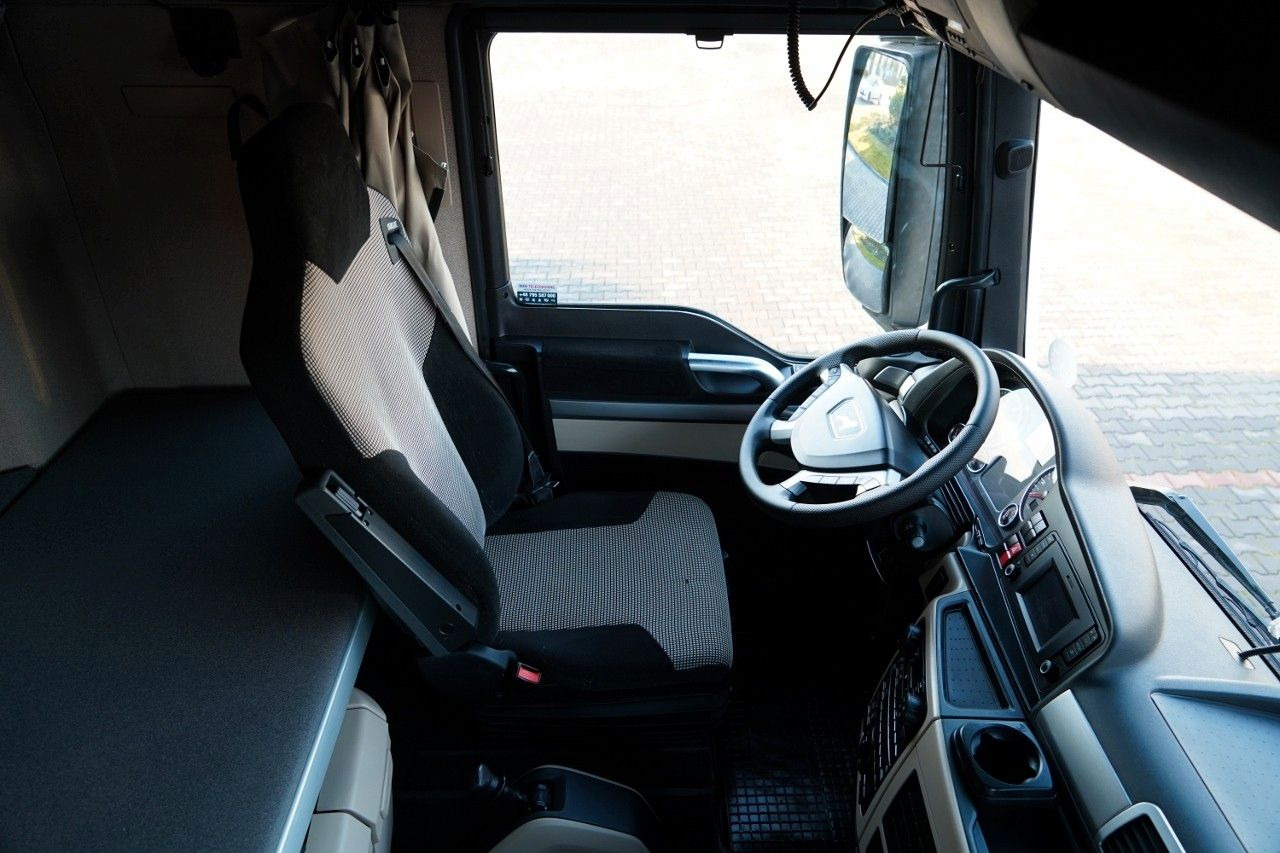 وحدة جر MAN TGX 18. 460 / MEGA / LOWDECK / REGULOWANE SIODŁO: صورة 28 وحدة جر MAN TGX 18. 460 / MEGA / LOWDECK / REGULOWANE SIODŁO: صورة 28
