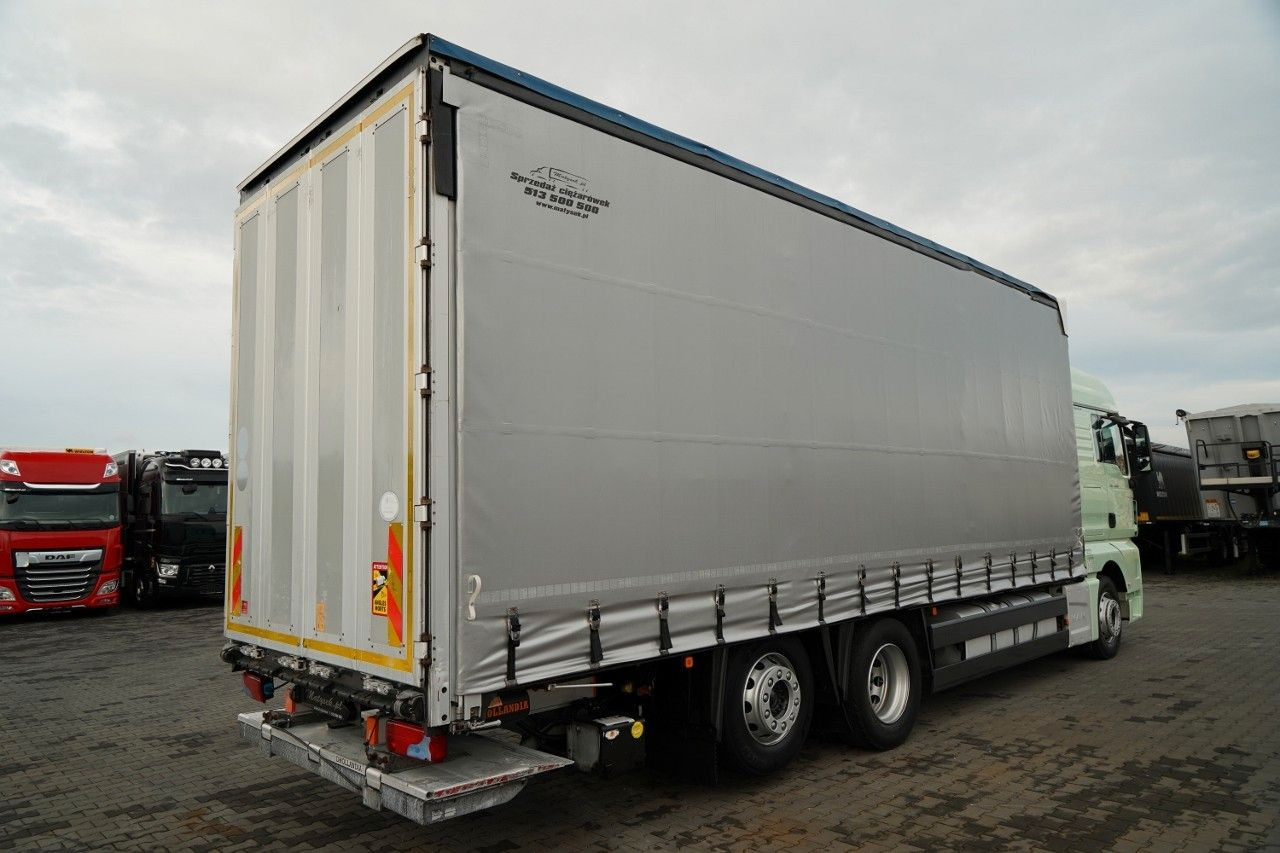 MAN TGX 26.440 / 6x2 / FIRANKA - 8,15 m / SOLÓWKA / MAN TGX 26.440 / 6x2 / FIRANKA - 8,15 m / SOLÓWKA / - شاحنة ستارة: صورة 4 MAN TGX 26.440 / 6x2 / FIRANKA - 8,15 m / SOLÓWKA / MAN TGX 26.440 / 6x2 / FIRANKA - 8,15 m / SOLÓWKA / - شاحنة ستارة: صورة 4