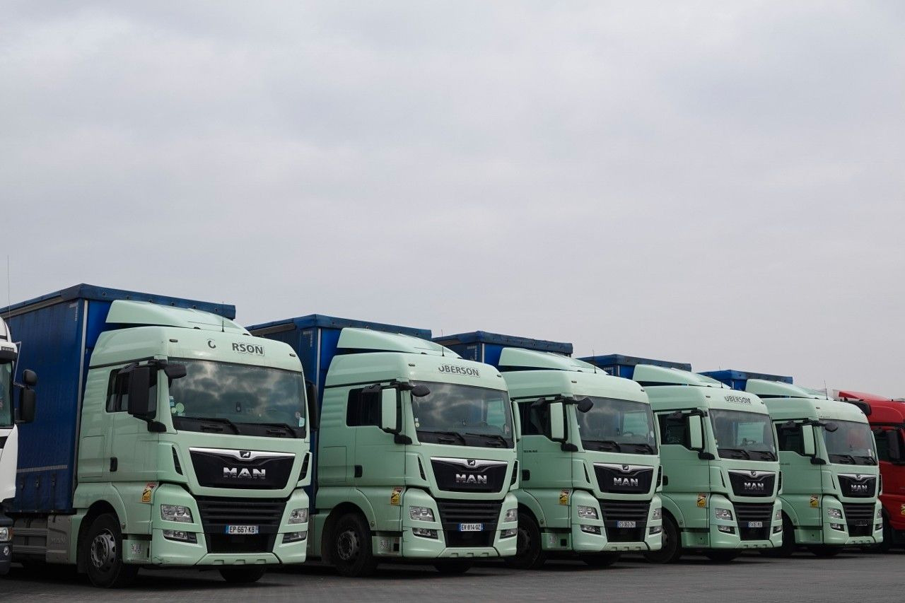 MAN TGX 26.460 / ZESTAW TANDEM PRZEJAZDOWY / 120 M3 - شاحنة ستارة: صورة 1 MAN TGX 26.460 / ZESTAW TANDEM PRZEJAZDOWY / 120 M3 - شاحنة ستارة: صورة 1