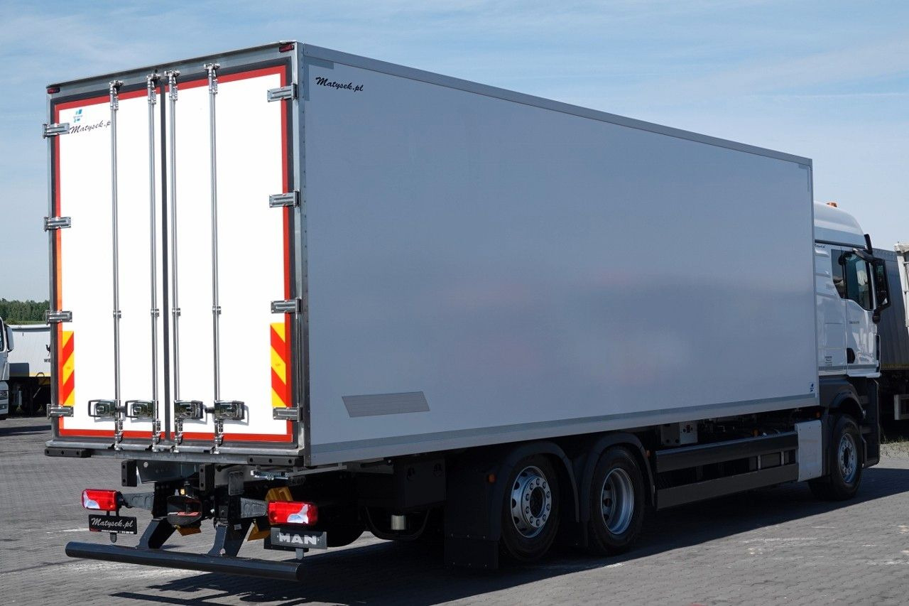 MAN TGX 26.520 / 6x2 / CHŁODNIA -8,6 M / AGREGAT THE - شاحنة مقفلة: صورة 4 MAN TGX 26.520 / 6x2 / CHŁODNIA -8,6 M / AGREGAT THE - شاحنة مقفلة: صورة 4