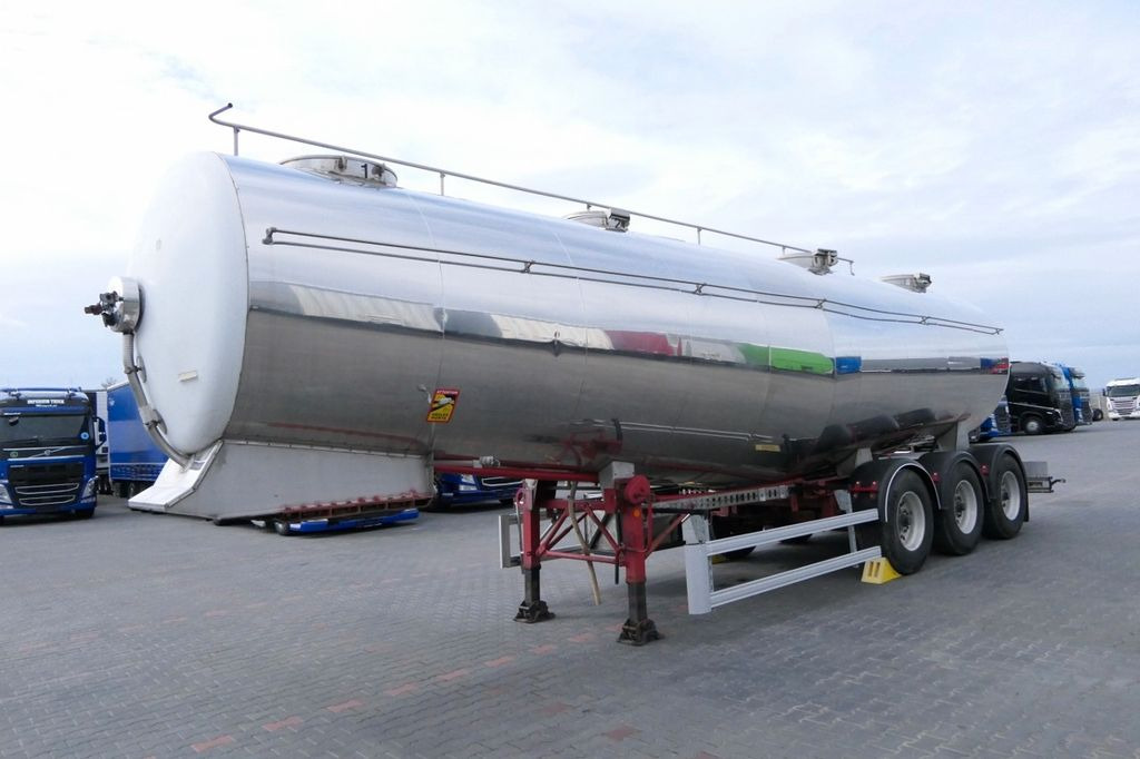 Menci ETA / FOOD LIQUID TANK TRAILER/32000 L/ 4 CHAMBE - نصف مقطورة صهريج: صورة 2 Menci ETA / FOOD LIQUID TANK TRAILER/32000 L/ 4 CHAMBE - نصف مقطورة صهريج: صورة 2