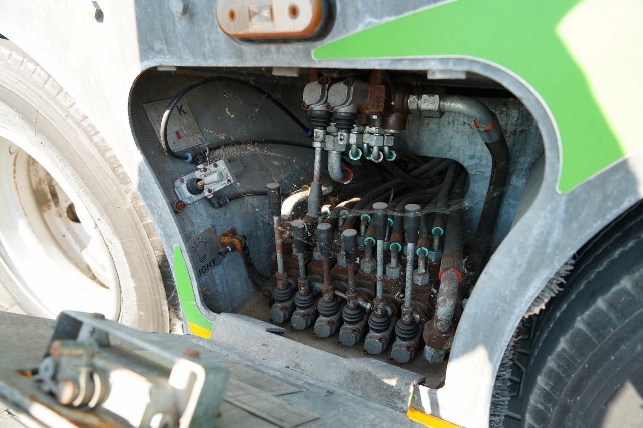 نصف مقطورة نقل السيارات ROLFO / AUTOTRANSPORTER / LORA / AUTOLAWETA /: صورة 18 نصف مقطورة نقل السيارات ROLFO / AUTOTRANSPORTER / LORA / AUTOLAWETA /: صورة 18