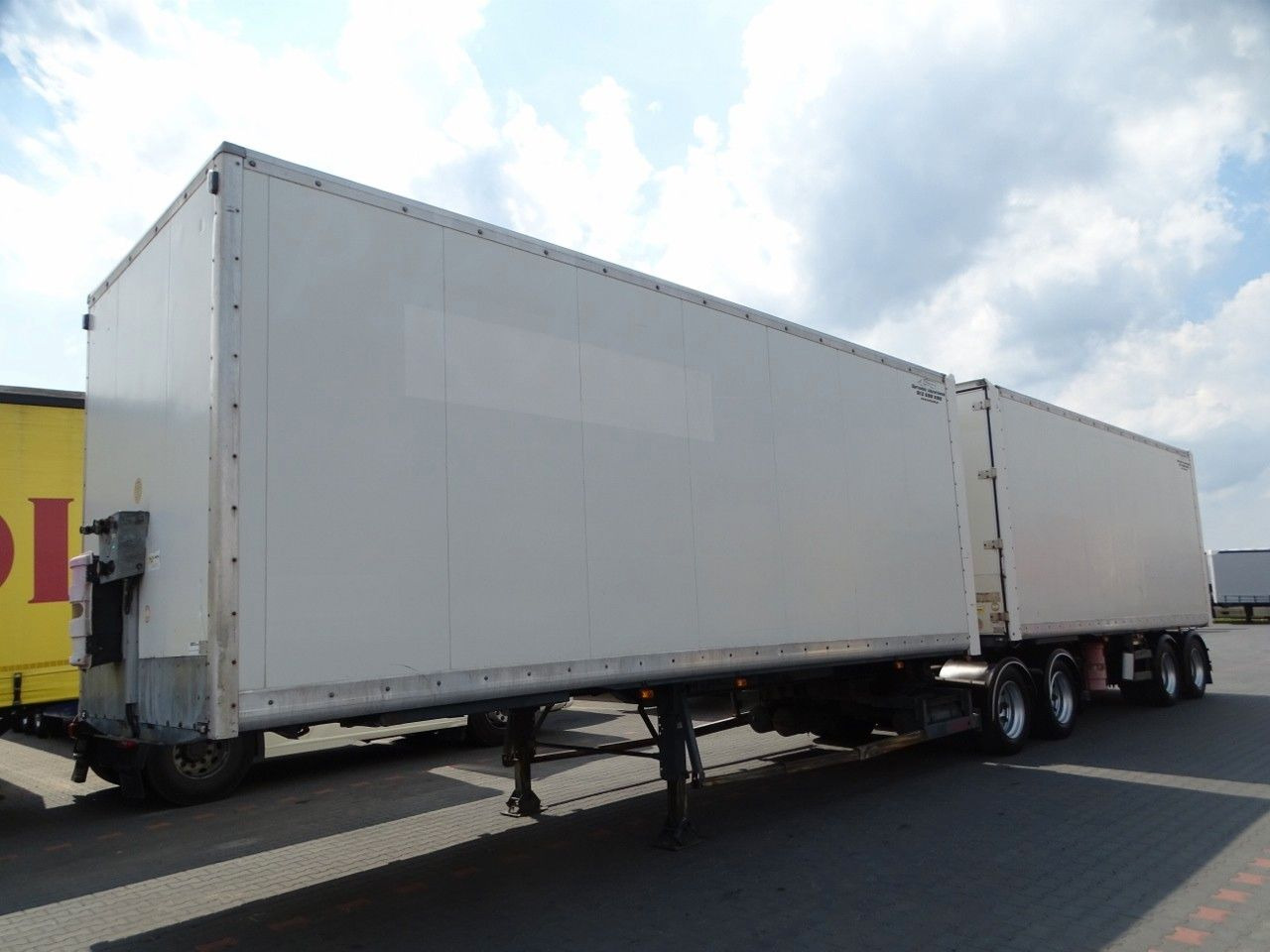 Samro JUMBO VEHICULAR BOX- 7,3 M + 7,3 M/KOFFER TANDEM - نصف مقطورة صندوق مغلق: صورة 2 Samro JUMBO VEHICULAR BOX- 7,3 M + 7,3 M/KOFFER TANDEM - نصف مقطورة صندوق مغلق: صورة 2